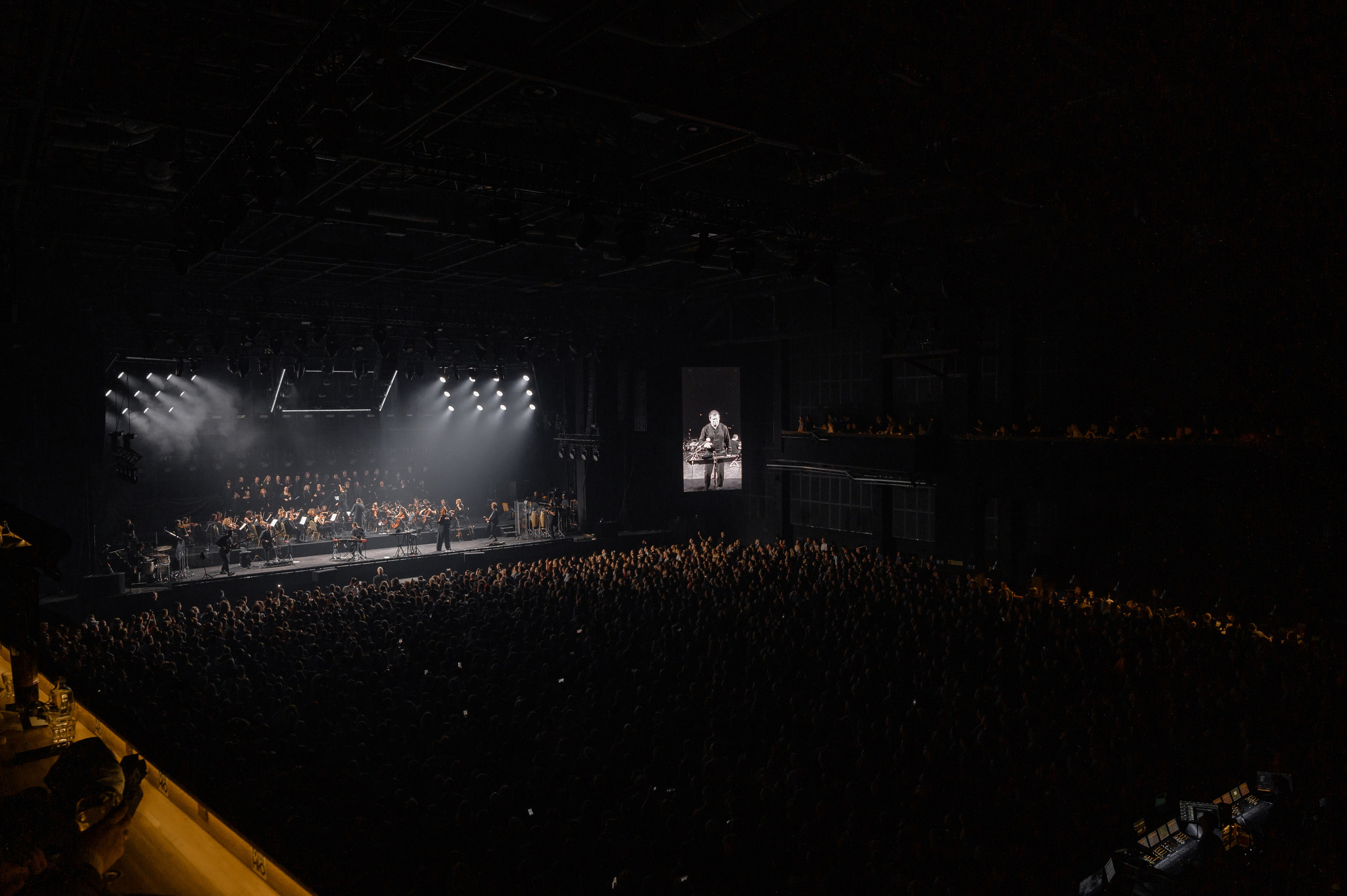 THERR MAITZ. РЕПОРТАЖНЫЙ И БИЗНЕС ФОТОГРАФ В МОСКВЕ, ЕГОР НИКОЛАЕВ