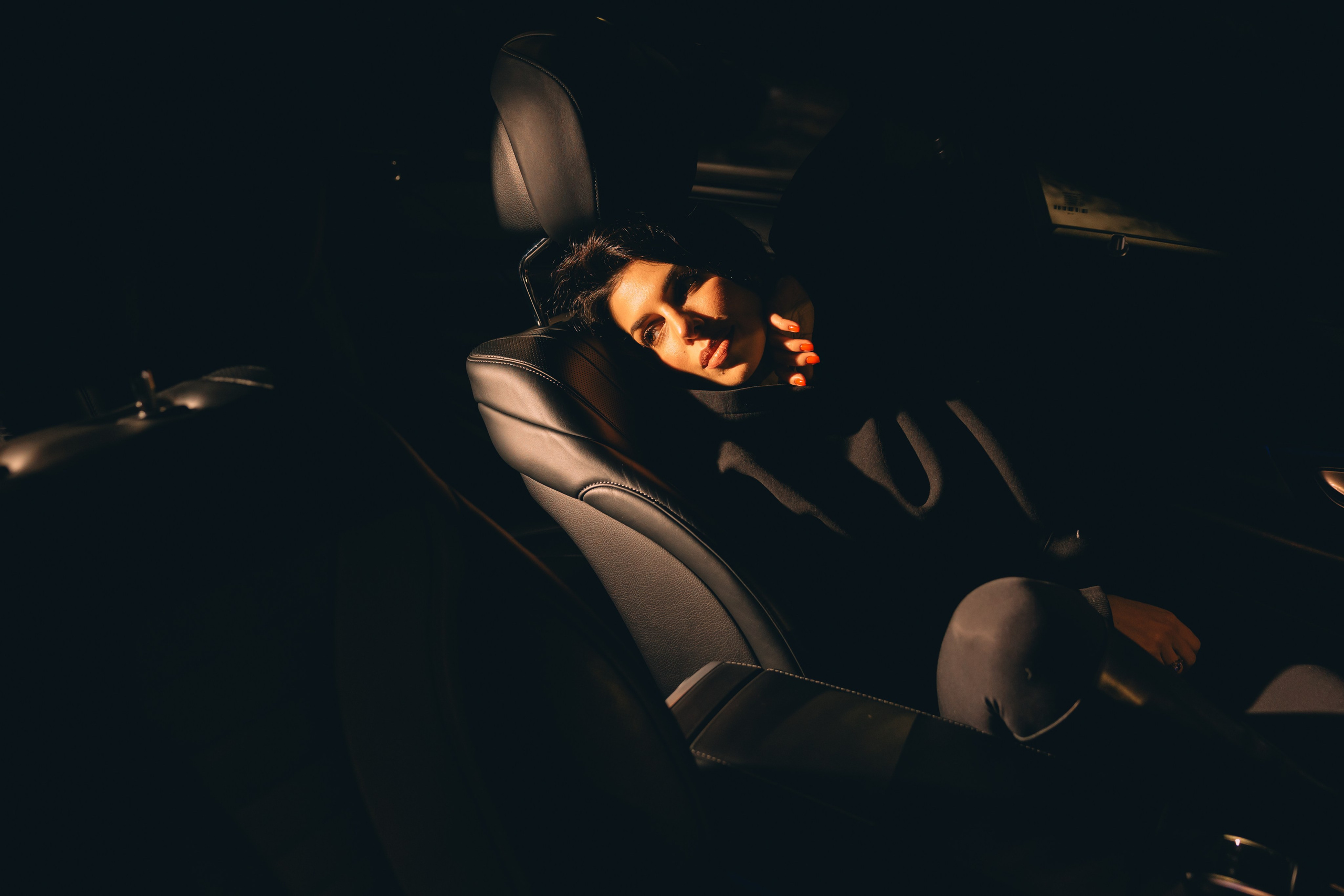 МАРИНА. Я фотограф из Москвы к Вашим услугам