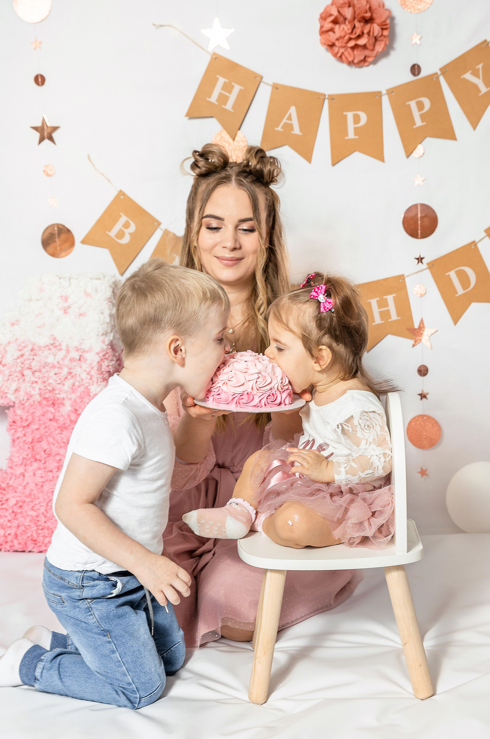 День рождения в розовом цвете. Детский семейный фотограф в г. Находка Ольга Коваленко, фотостудия Memories