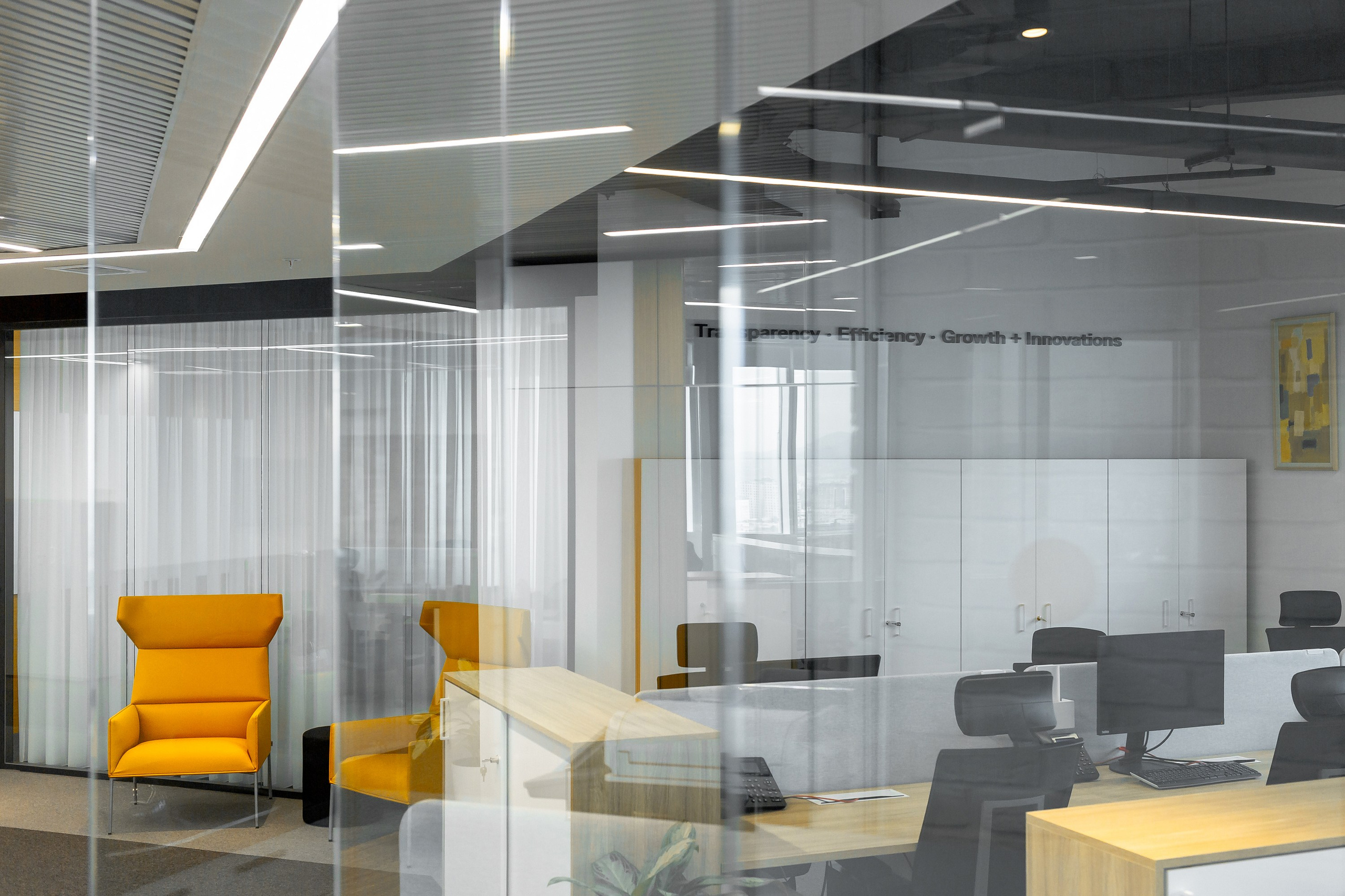 Mercure space. Репортажный фотограф в Алмате Чумаков Георгий