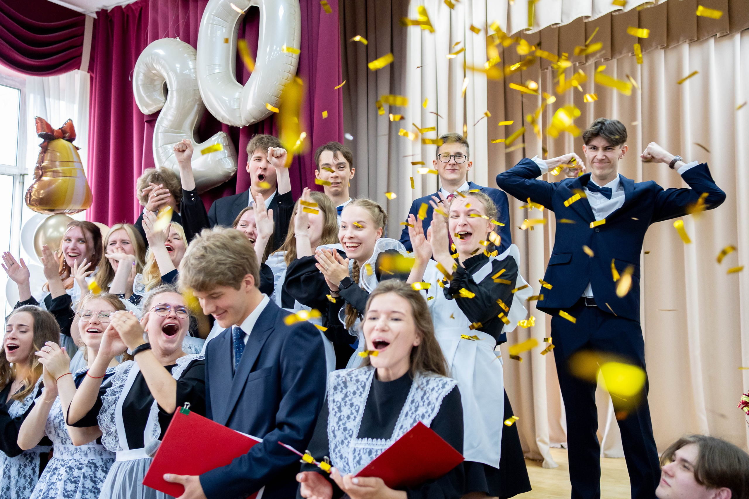 Последний звонок. Фотограф Казакова Анастасия