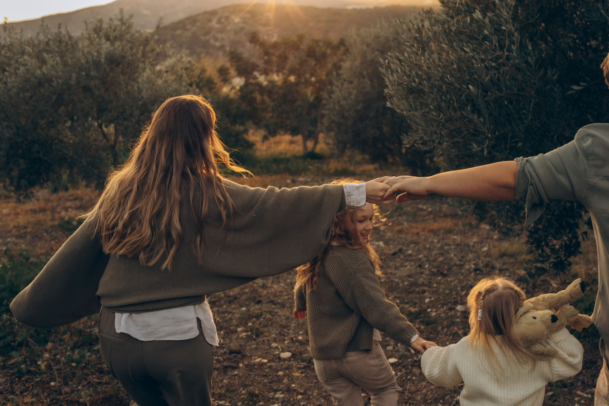 A warm afternoon in the field, just us and the time to be together. Katerina Nord | Wedding and Couple Photographer in Germany and Europe