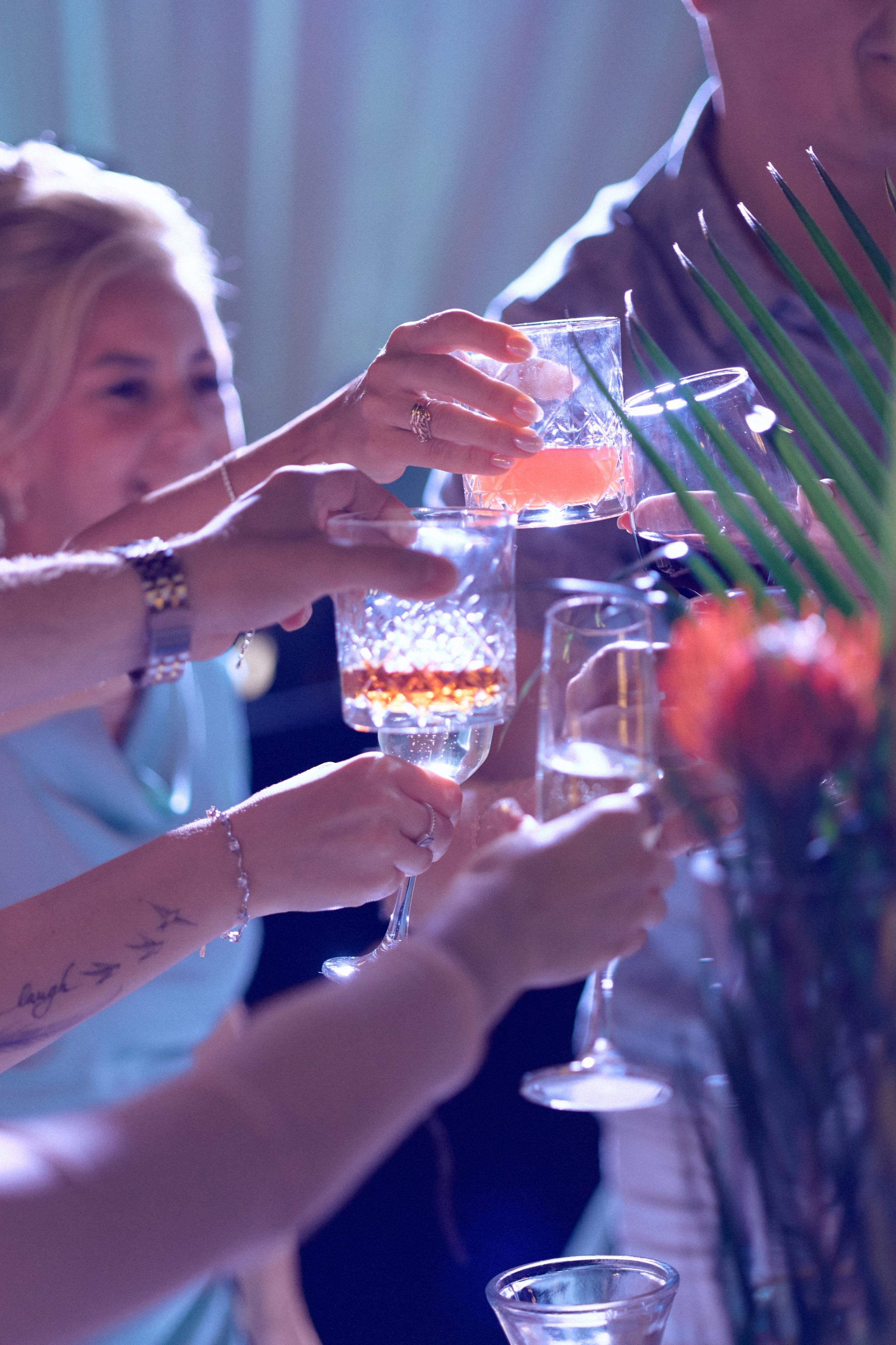 Роман & Арина. Сестры Карабаза. Фотографы и ретушеры в Москве и Санкт-Петербурге