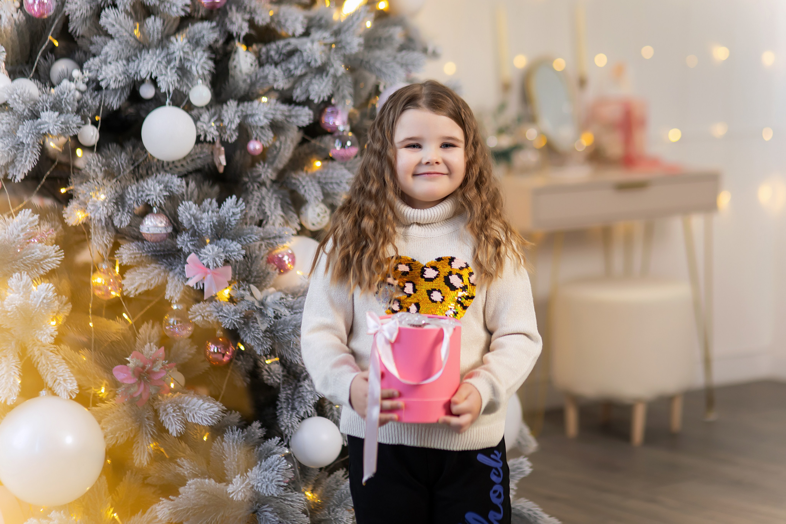 Ваши фотографии. Интерьерная фотостудия Background в Омске