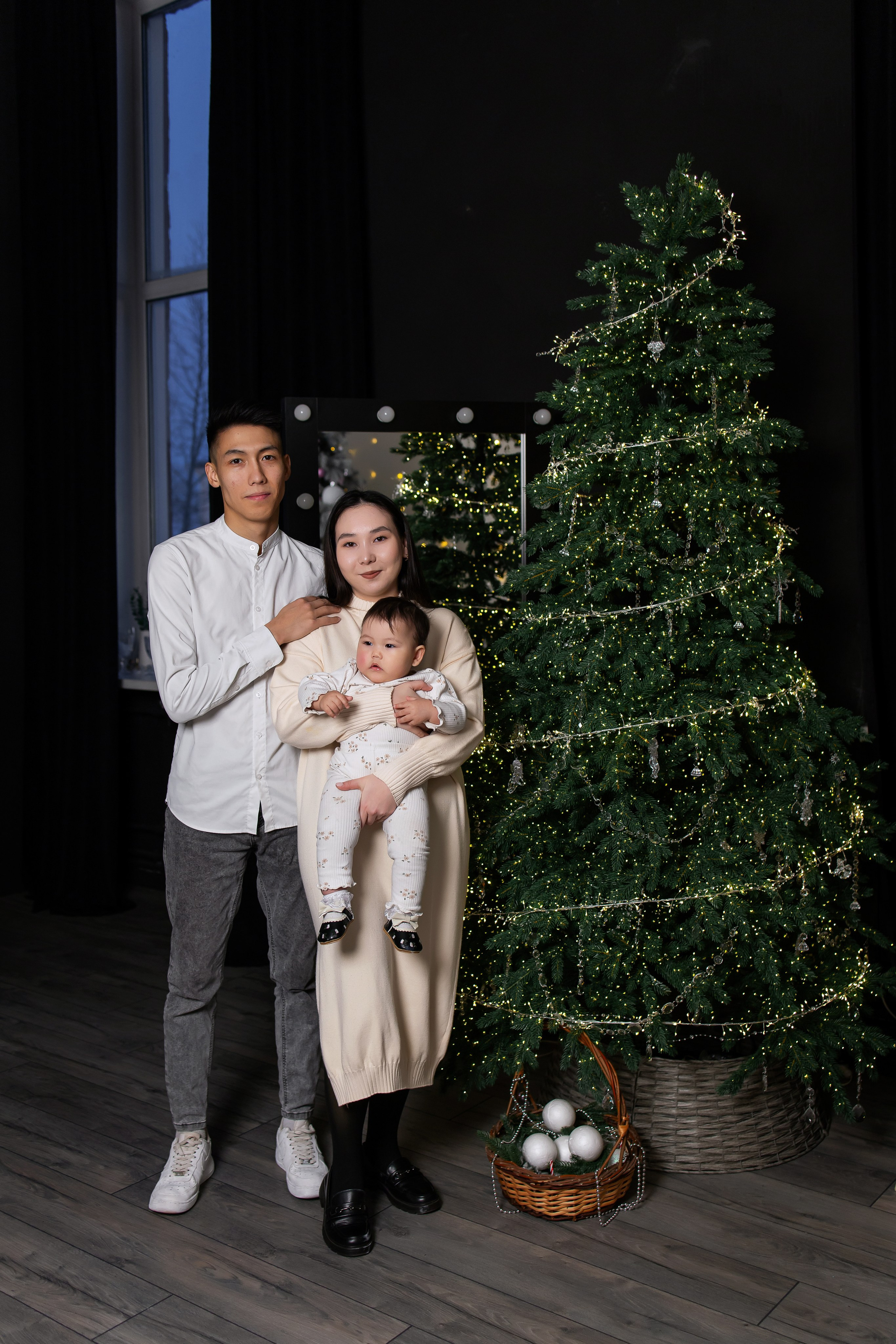 Ваши фотографии. Интерьерная фотостудия Background в Омске