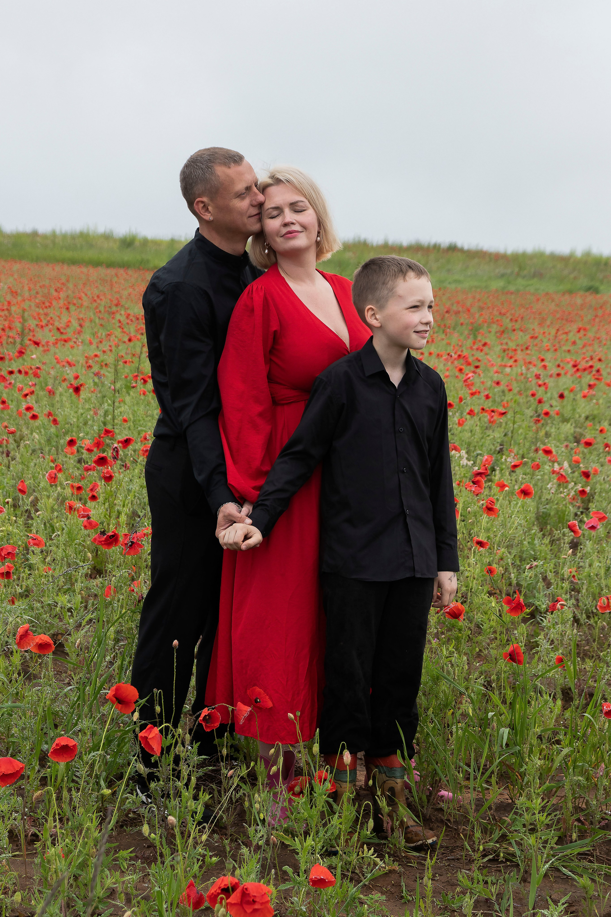 Семья в маках. Портретный фотограф в Санкт-Петербурге Савельева Ольга