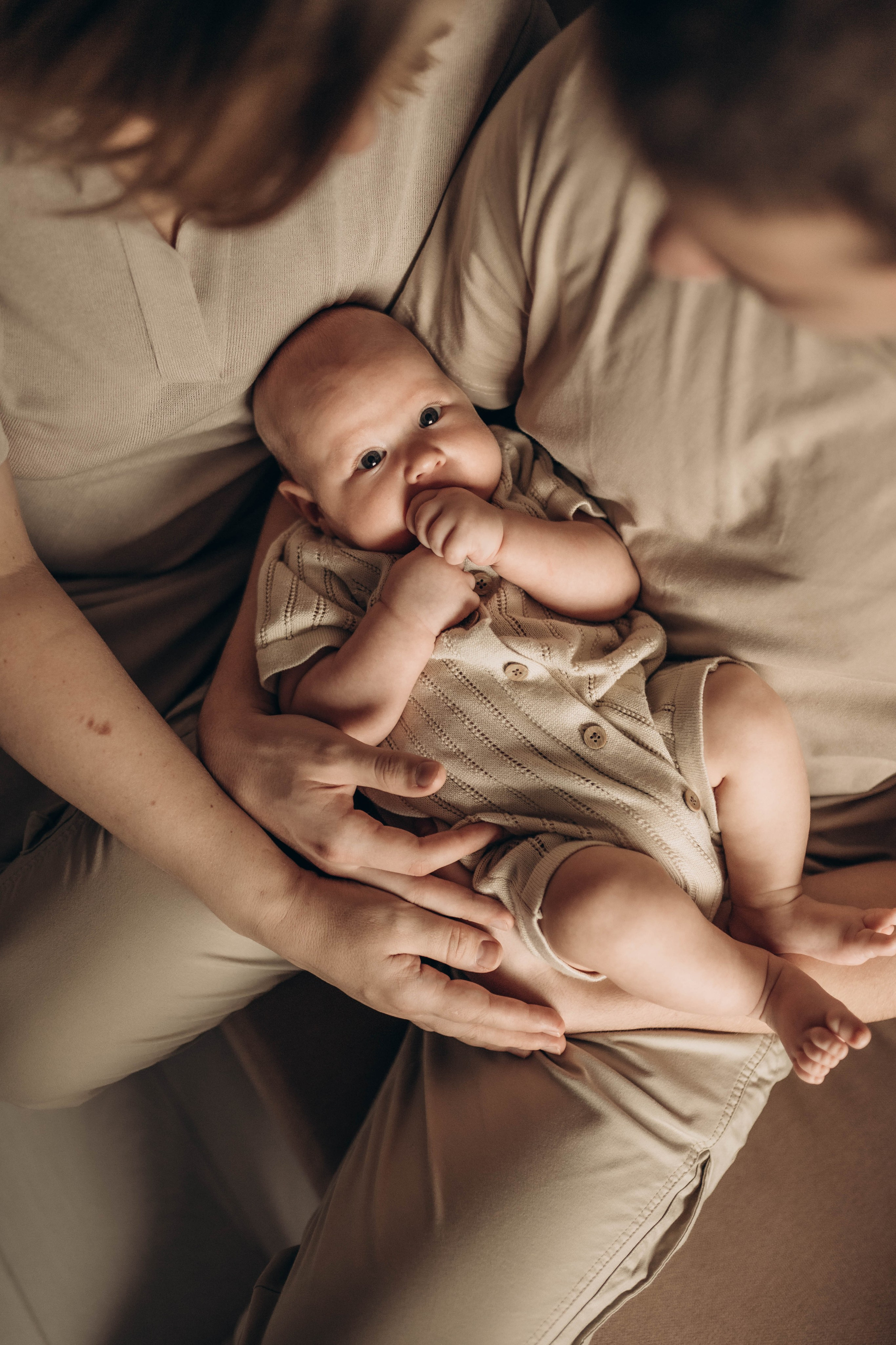 семья фотосессия семейная ньюборн фотограф лайфстайл семейная новорожденные фотография 