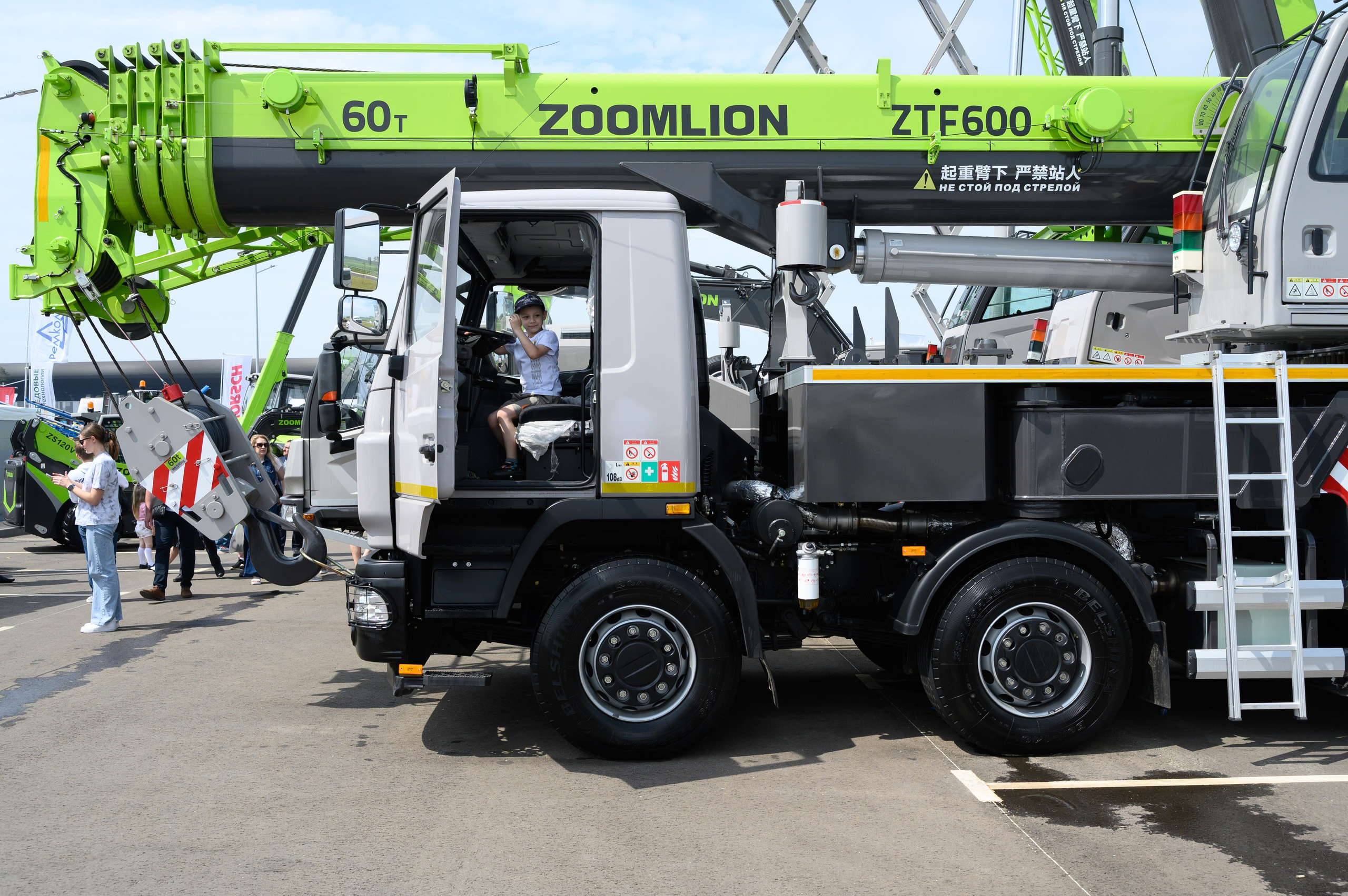 Агровыставка. Фотоуслуги, услуги фотографа, фотографирование важных событий