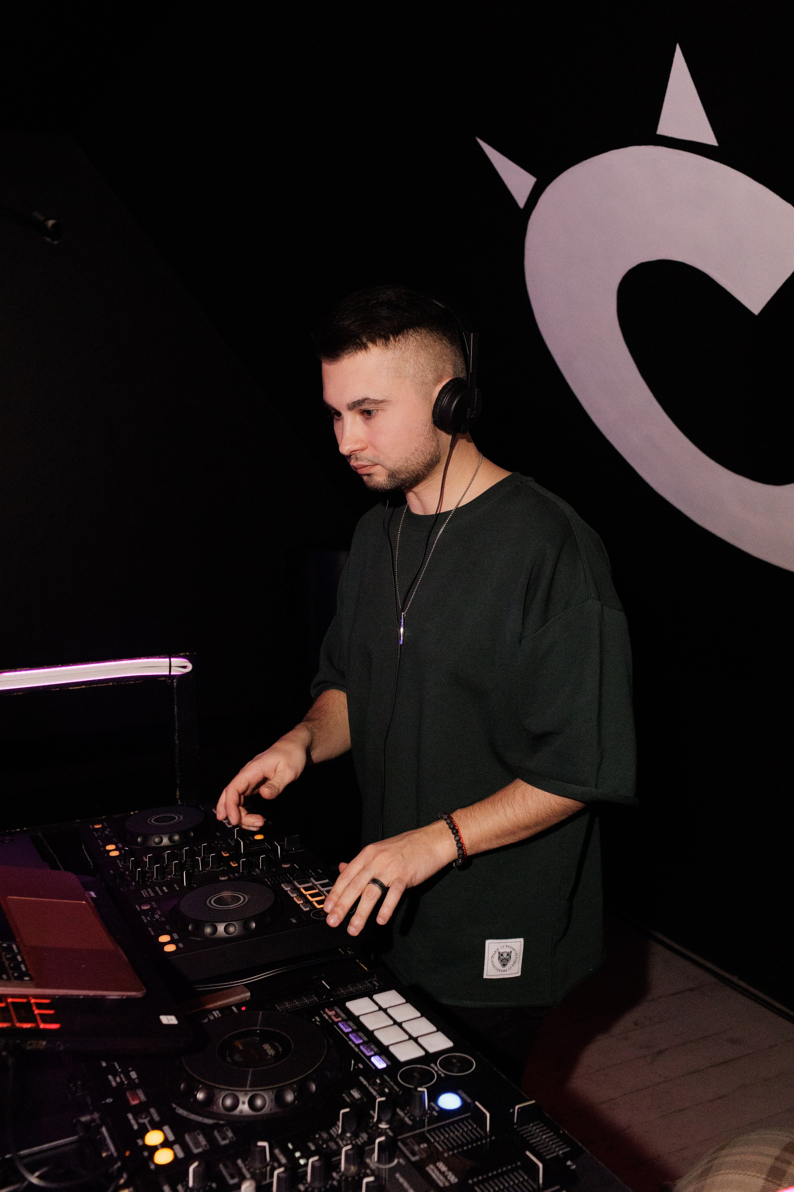 Вечеринки концерты движ. Свадебный, love фотограф