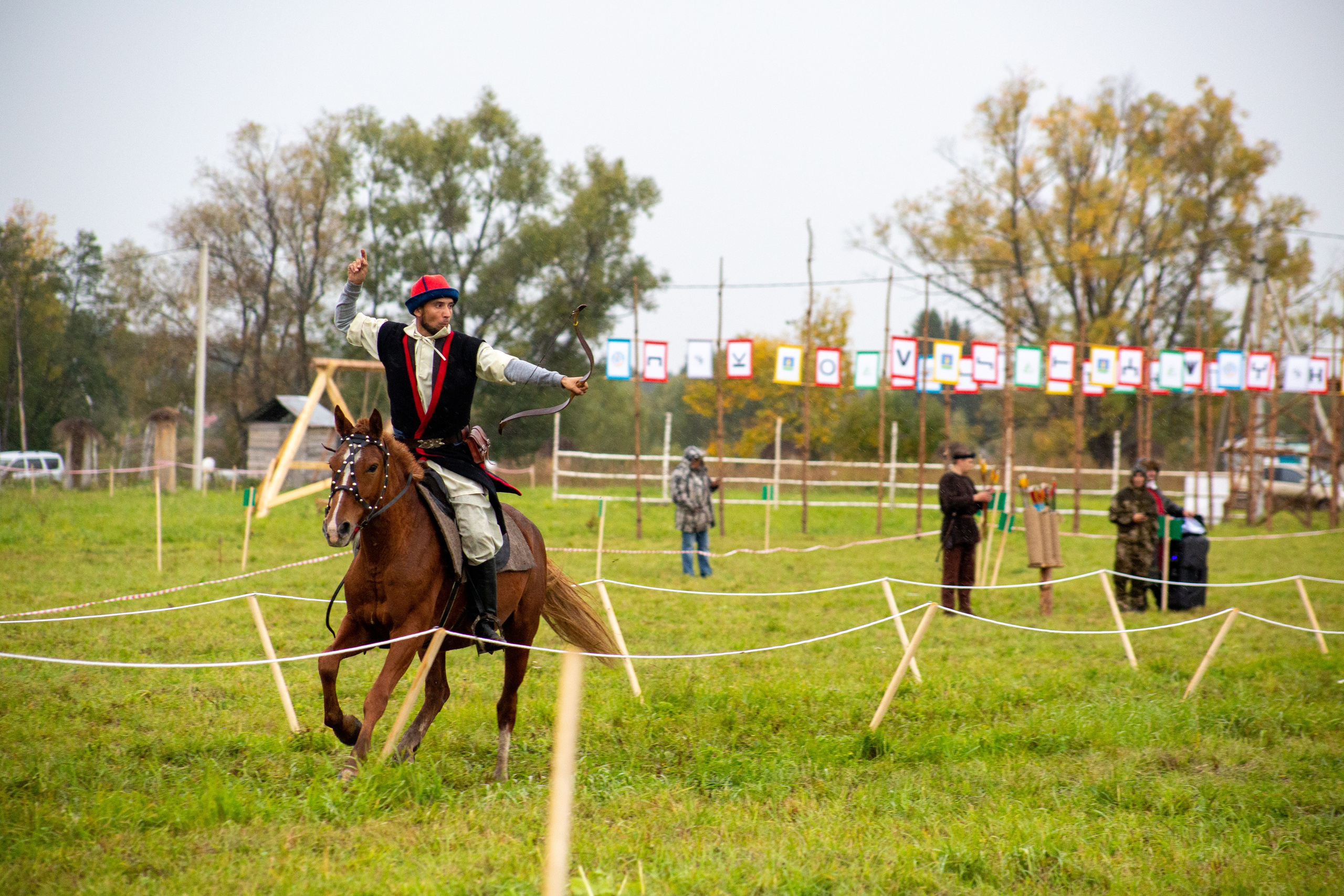 Фотосессия: Межрегиональный фестиваль стрельбы из лука