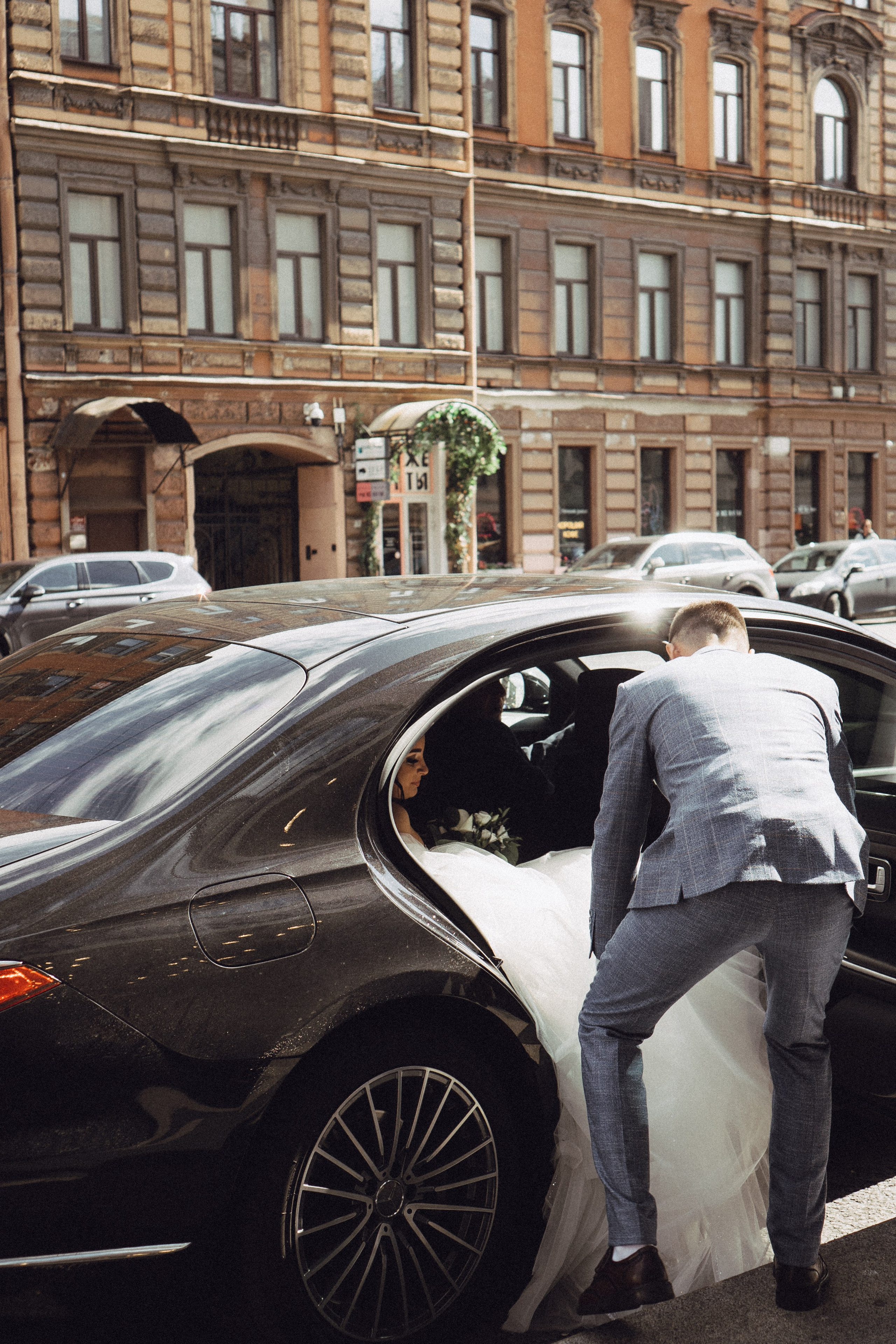 СВАДЕБНАЯ ПРОГУЛКА РЕСТОРАН МЫ ЖЕ НА ТЫ И ФОТОСЕССИИЯ С АВТОМОБИЛЕМ. Профессиональный фотограф, Санкт-Петербург — Виктория Богомолова