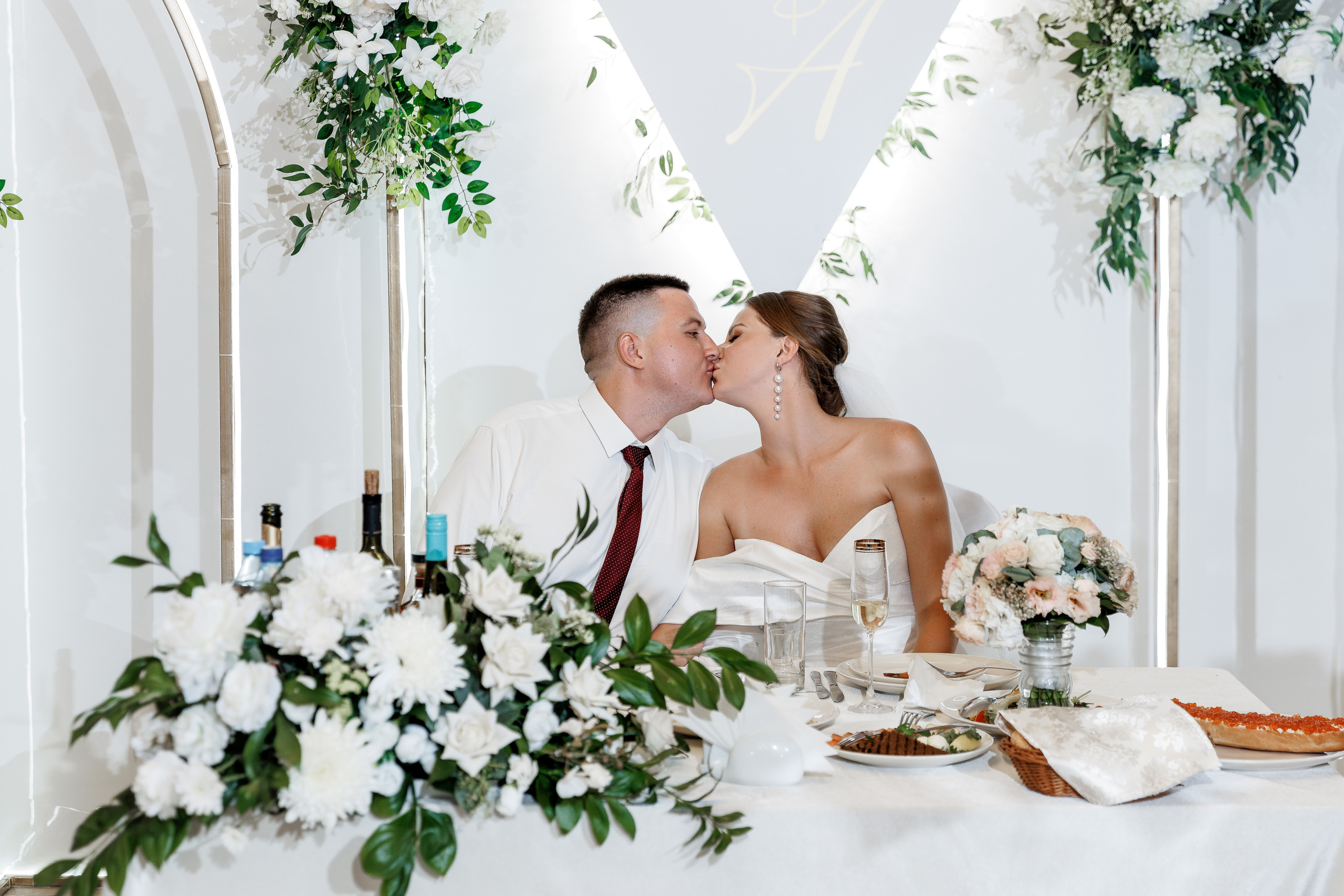 Анонс свадьбы Алины и Михаила. Свадебный фотограф в Крыму и Севастополе Ольга Баскакова