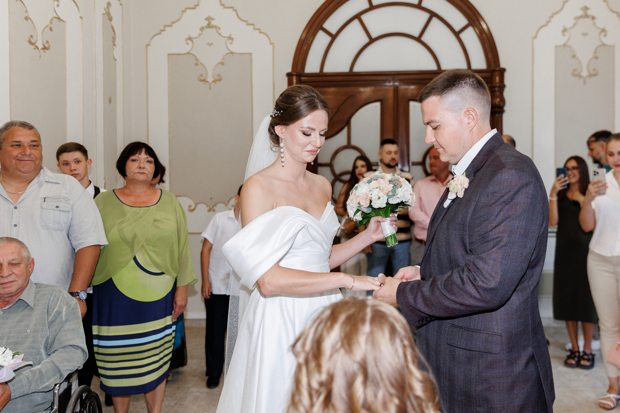 Анонс свадьбы Алины и Михаила. Свадебный фотограф в Крыму и Севастополе Ольга Баскакова