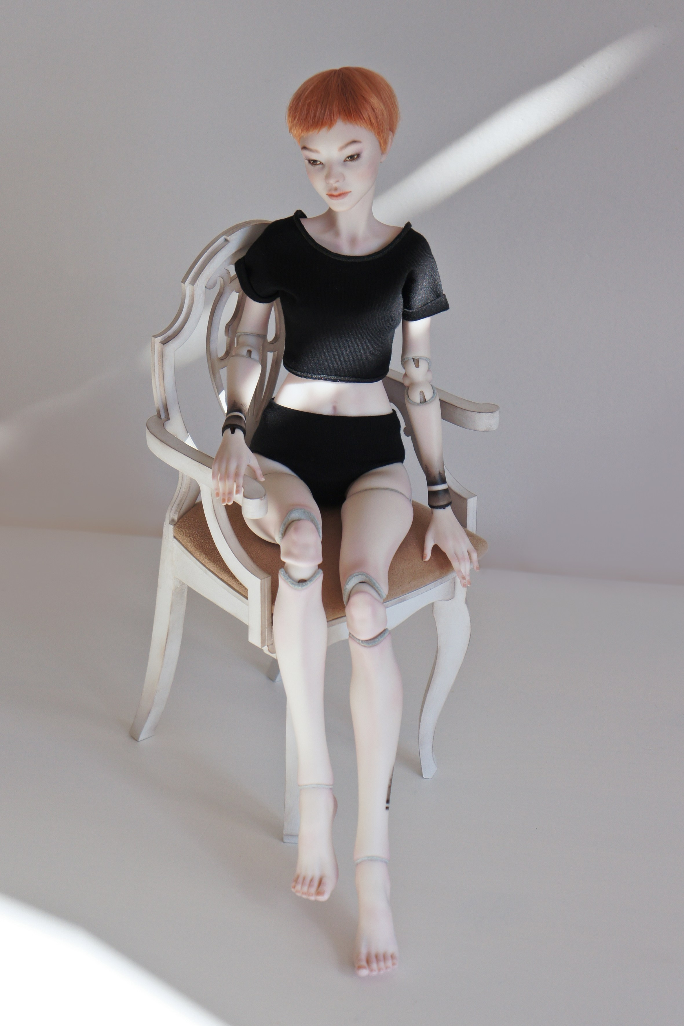 ГАЛЕРЕЯ. Авторские Шарнирные куклы и украшения из фарфора Алексаны Лавринчук