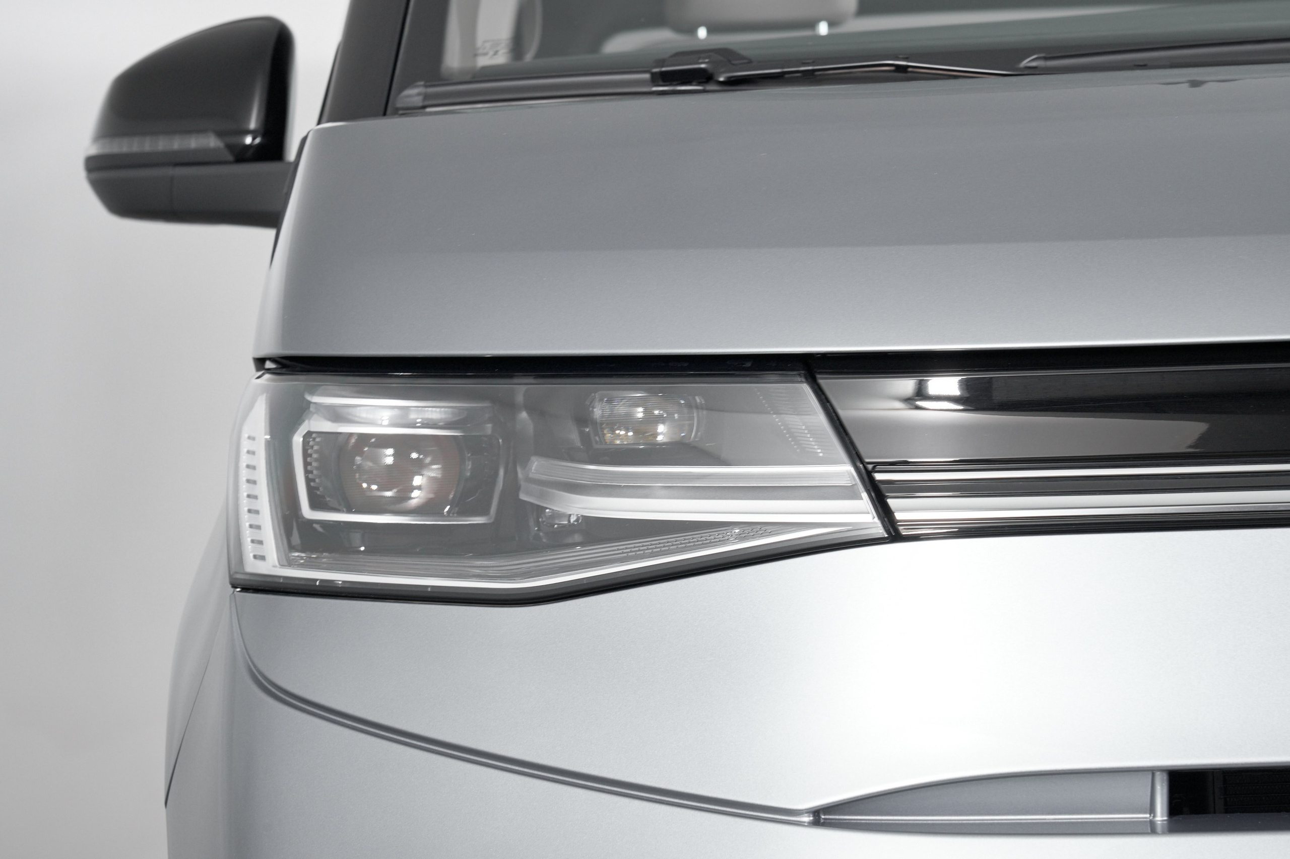 Multivan. Фотограф Николай Прокофьев модельные тесты в Москве