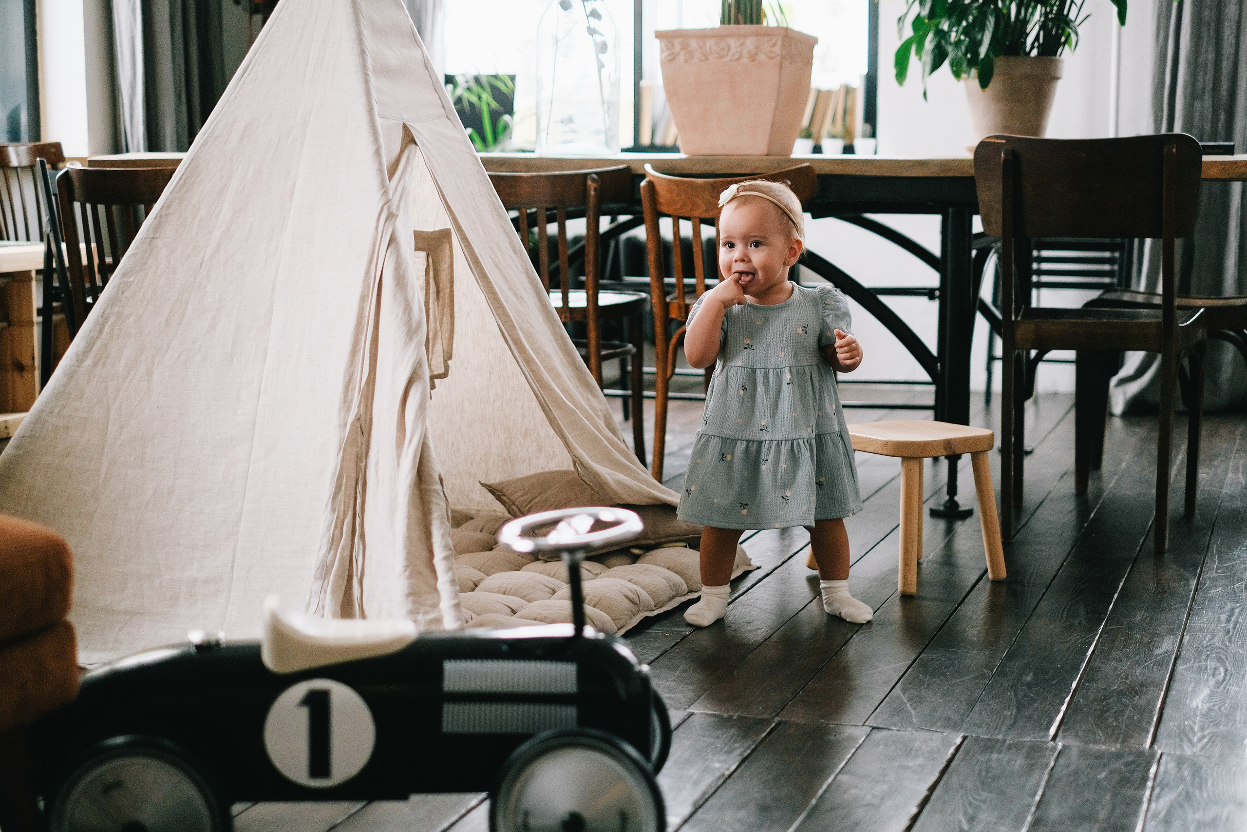 Небольшая фотосессия в студии на 1 годик. Фотограф Михаил Ерохин | Москва