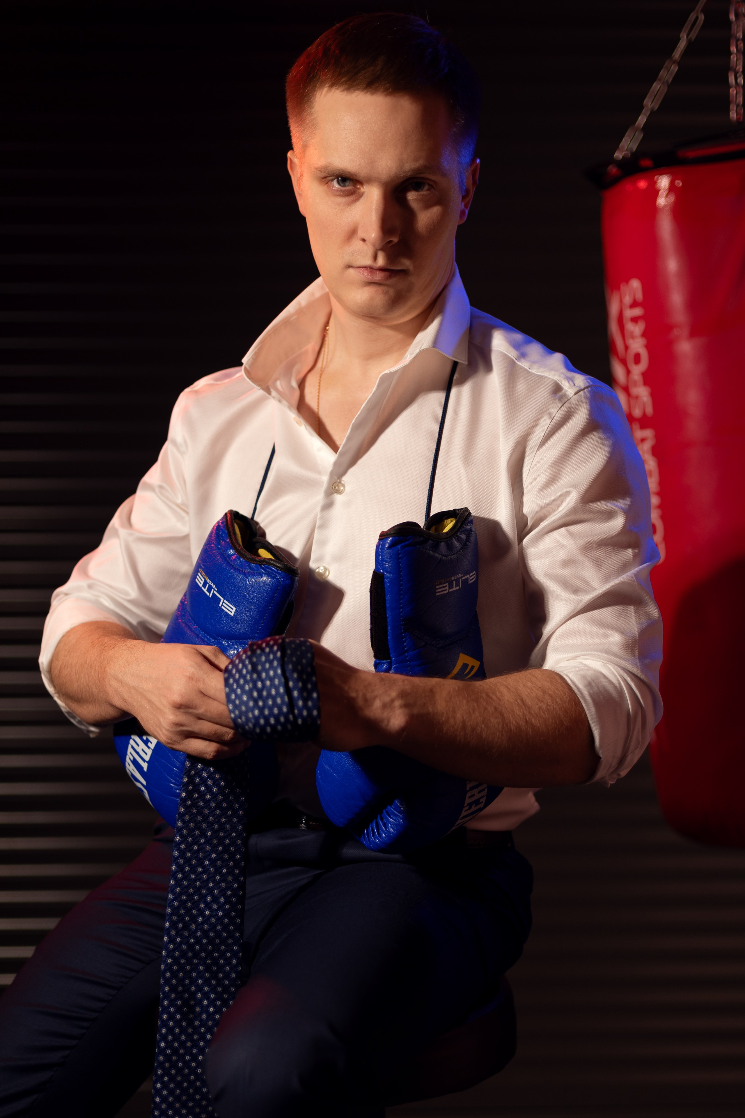 Фотосессия юриста: 4 образа за 2 часа в студии. Кейс. Контент фотограф Казань Татьяна Горина