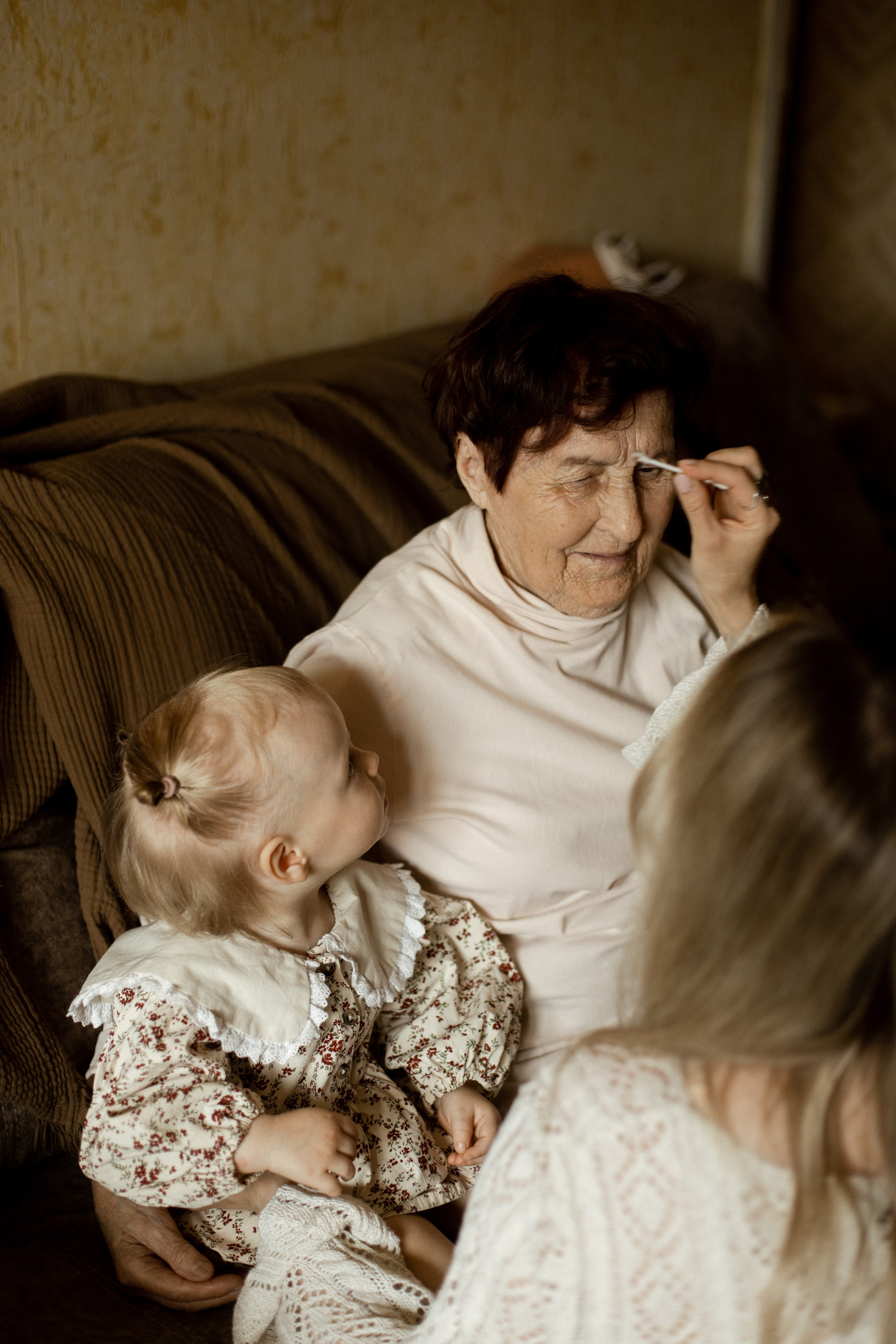 В гостях у прабабушки. Семейный фотограф Челябинск