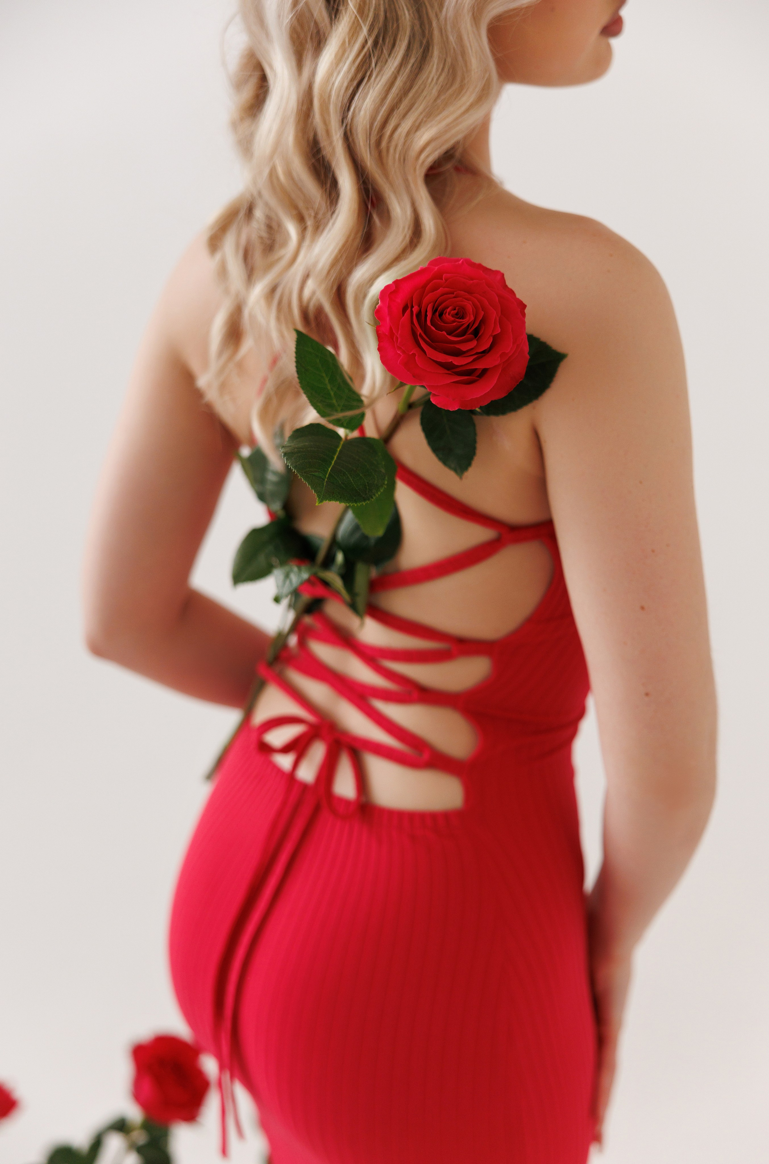 Цветочная съёмка с Юлией. Свадебный и портретный фотограф в Миассе Филиппенко Дарья