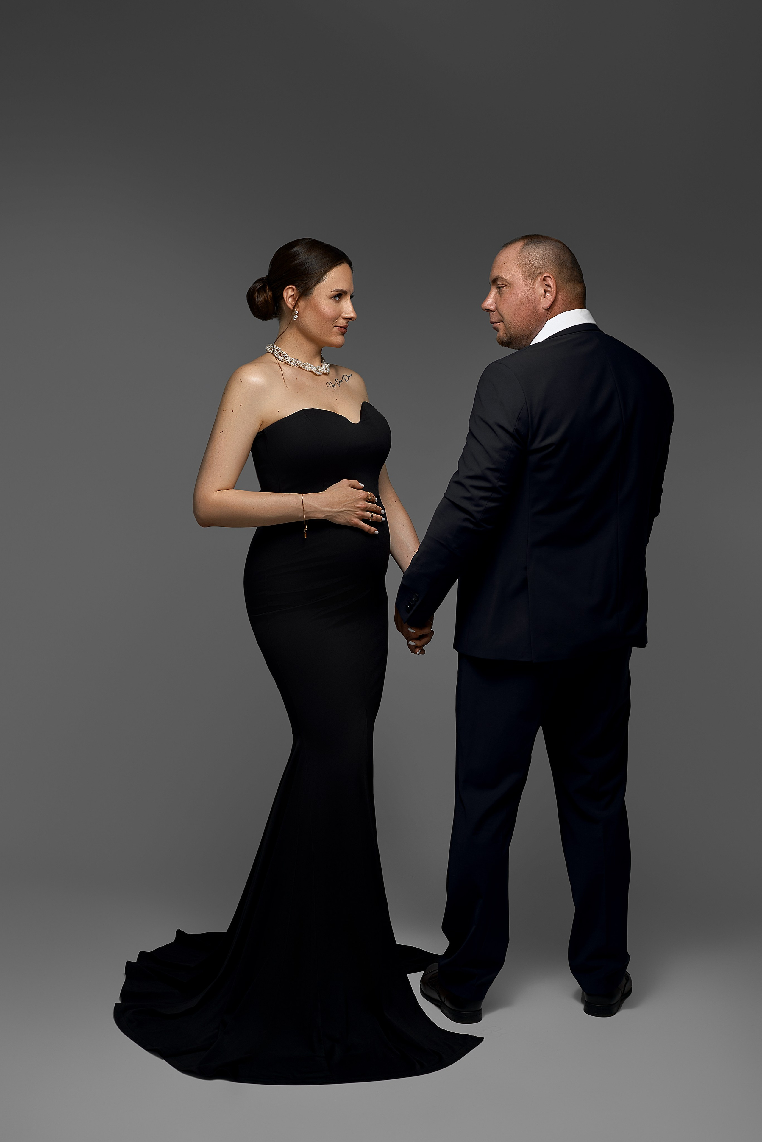 Стильная фотосессия беременности. Фотограф беременности и новорожденных в Рязани