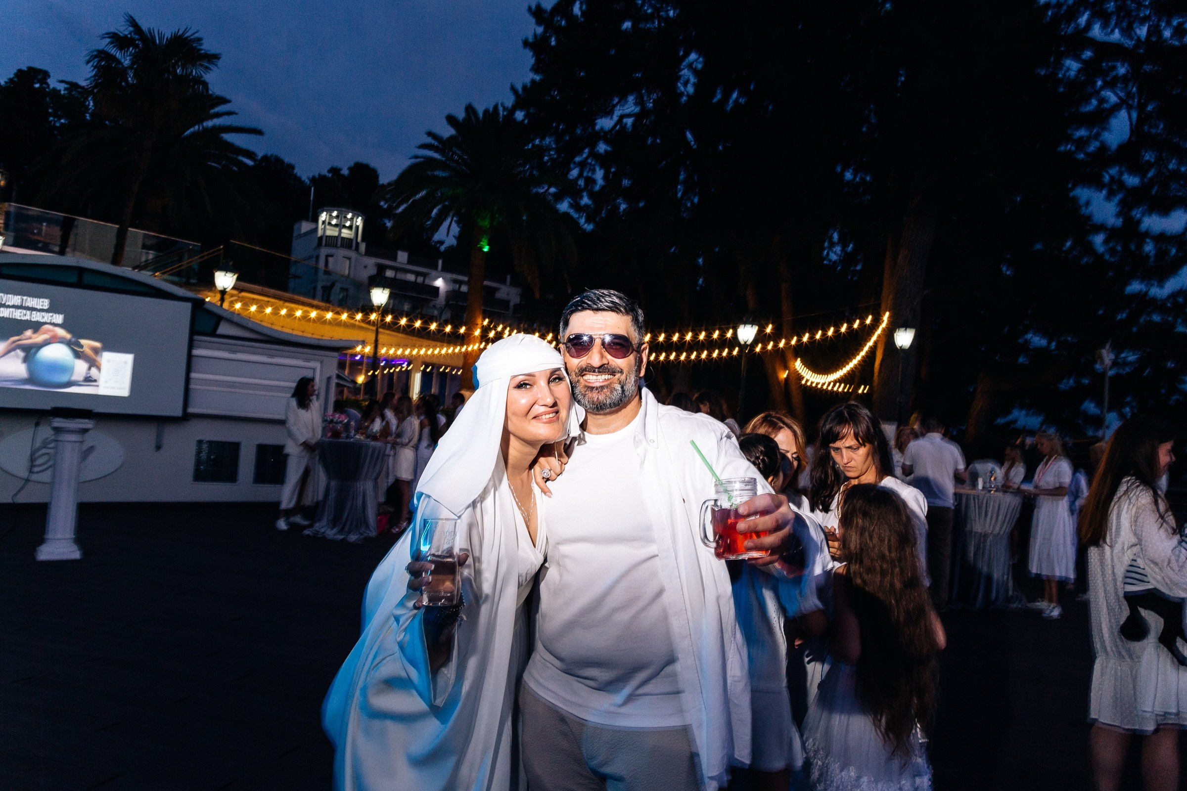 White party в Castello Mare. Фотограф Батуми | Lera Rawlick
