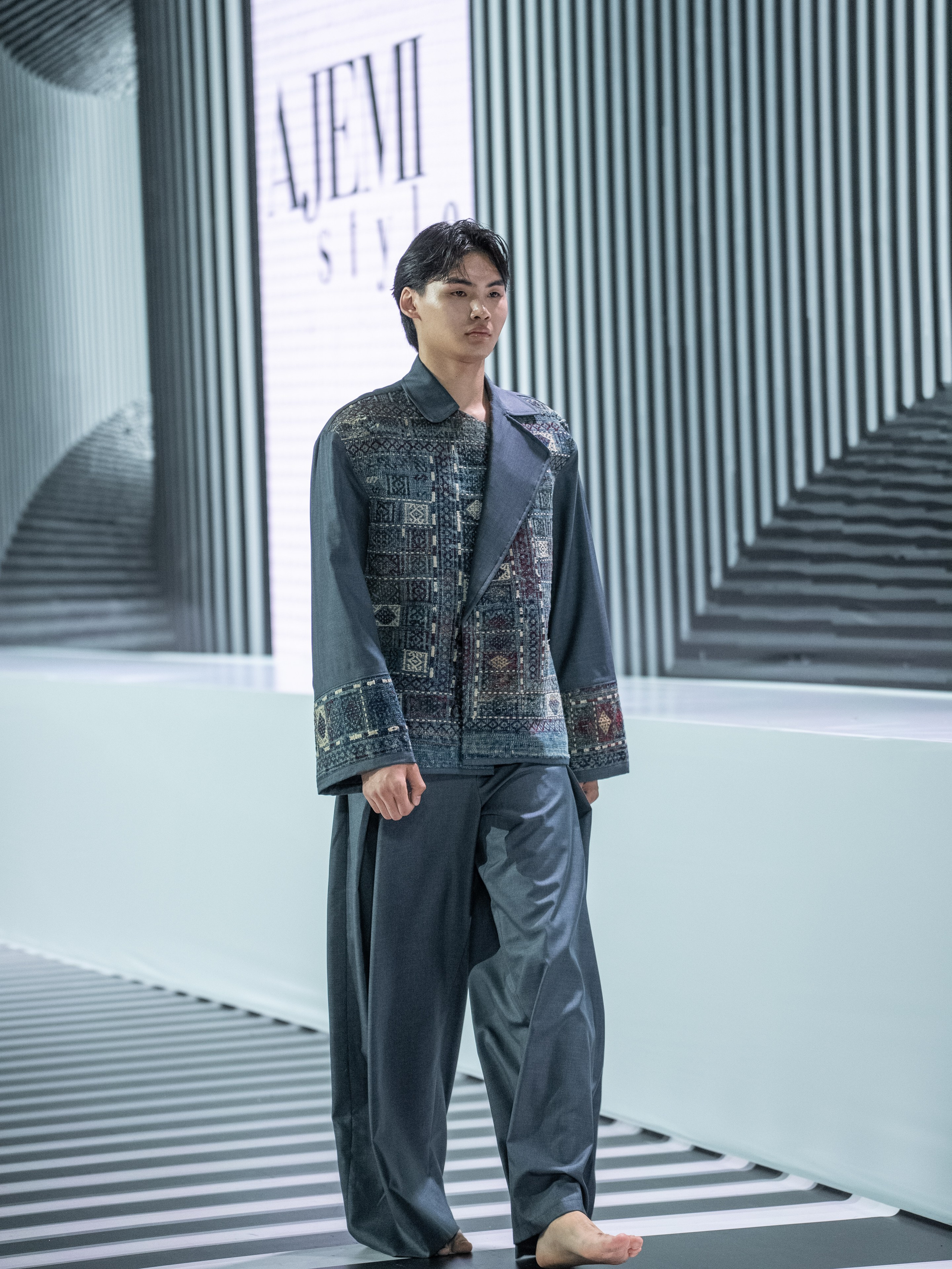 AJEMI STYLE. Сайт Алматинского НЮ АРТ, будуар и фэшн фотографа Дениса Карпенко