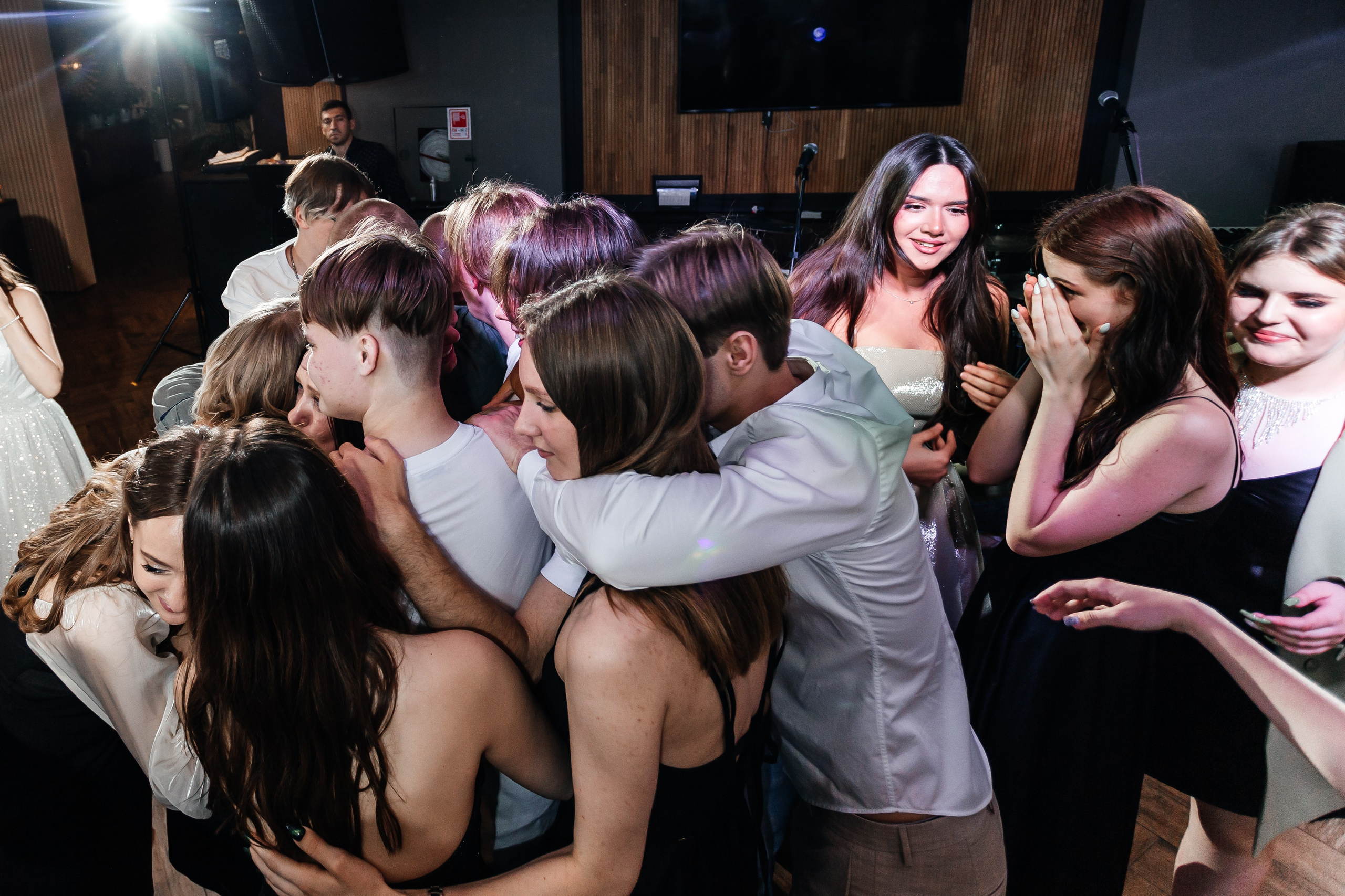 Выпускной 11 «А». Школа № 42. Свадебный фотограф в Краснодаре Николай Крауз