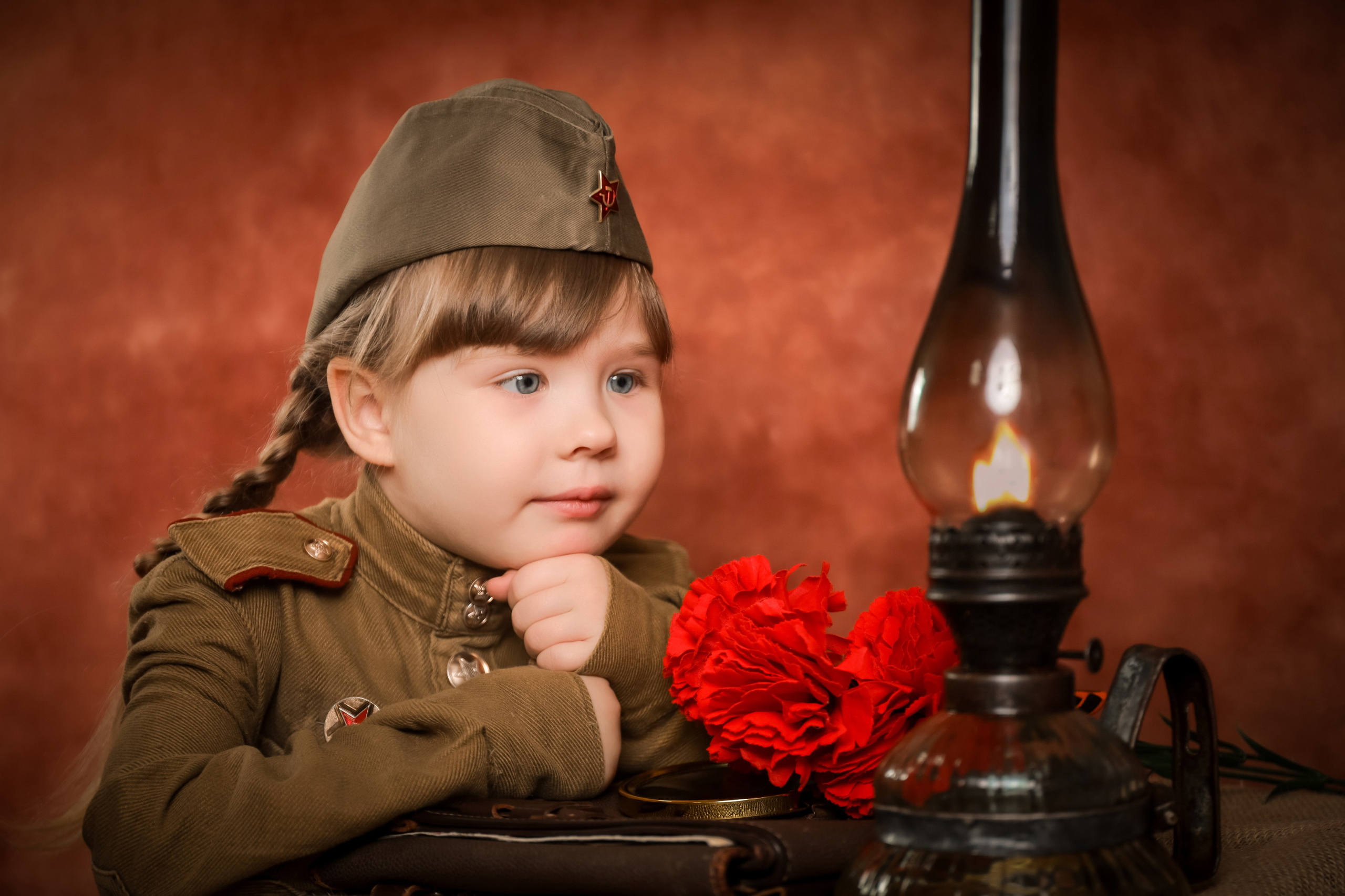 9 мая. Выпускные альбомы в Таганроге и Ростовской Области