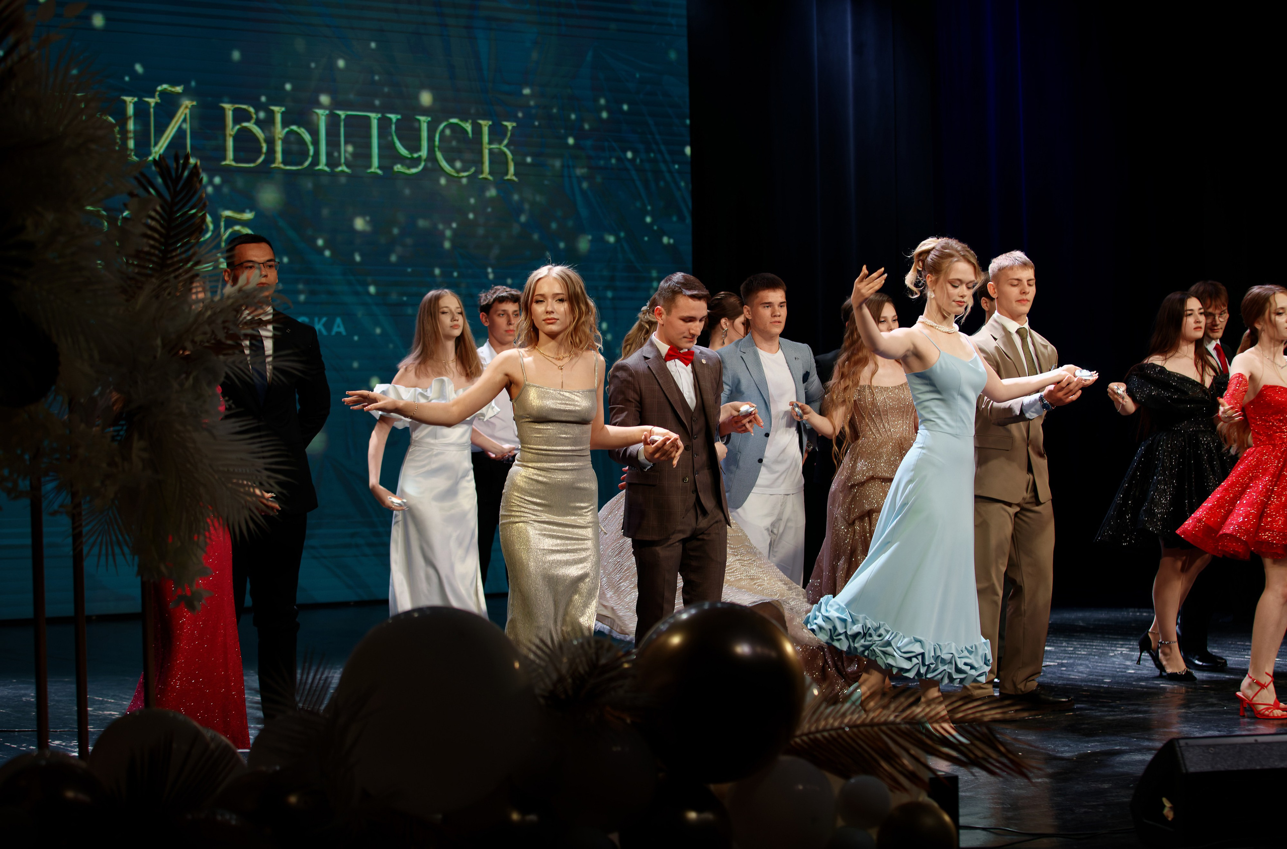 Выпускной школы 56 11Б. Семейный фотограф — Макс Белогрудов