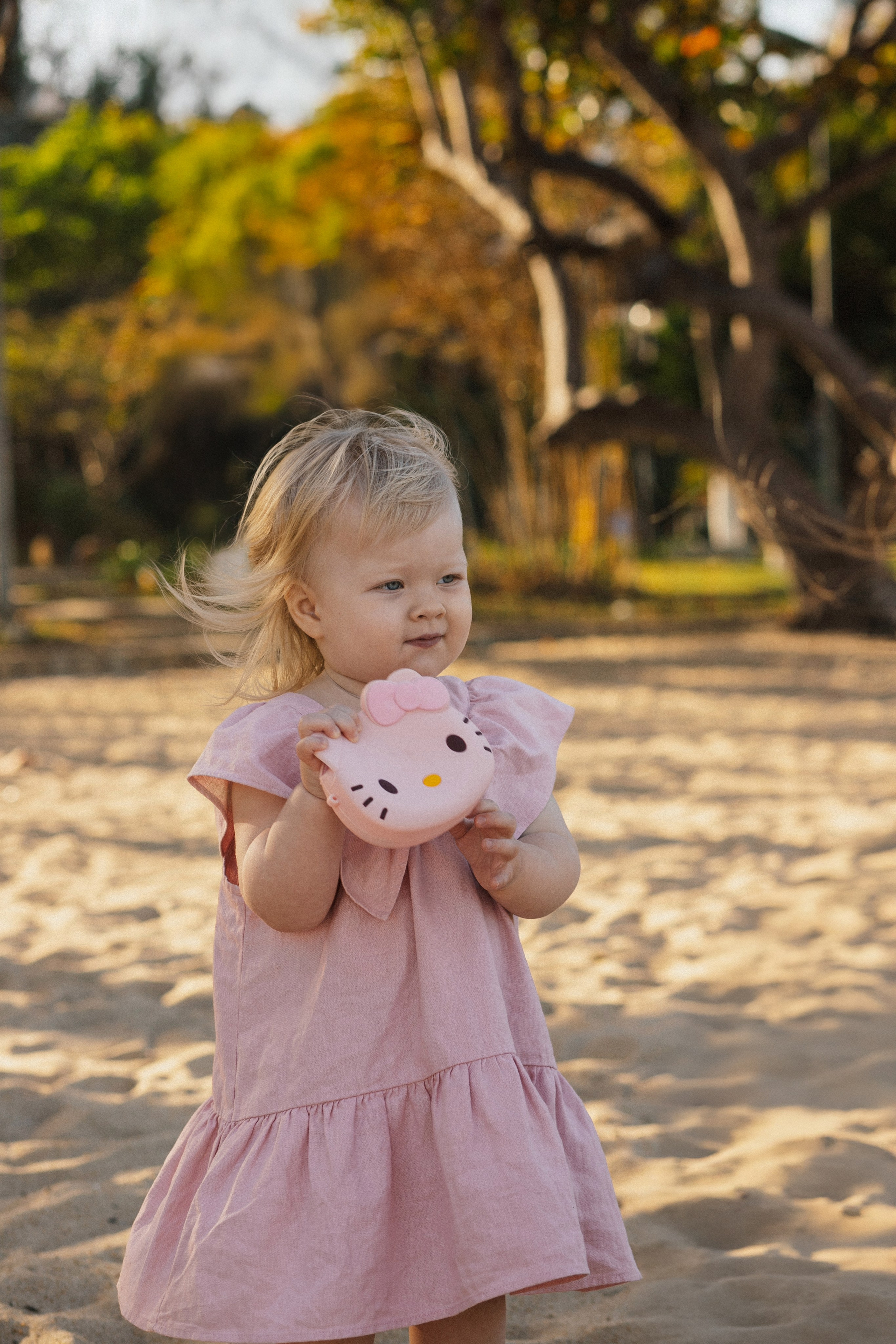 Вика и Влад с Соней на пляже. Главная