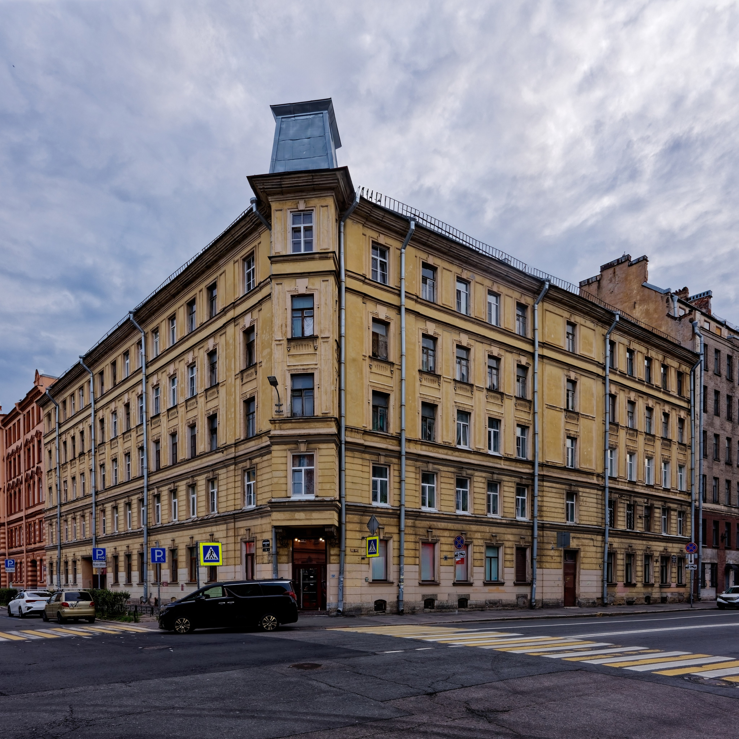 Санкт-Петербург, 8-я Советская, 51. Доходный дом. 1903 год. Архитектор Модест Фердинандович Ланге. Эклектика
