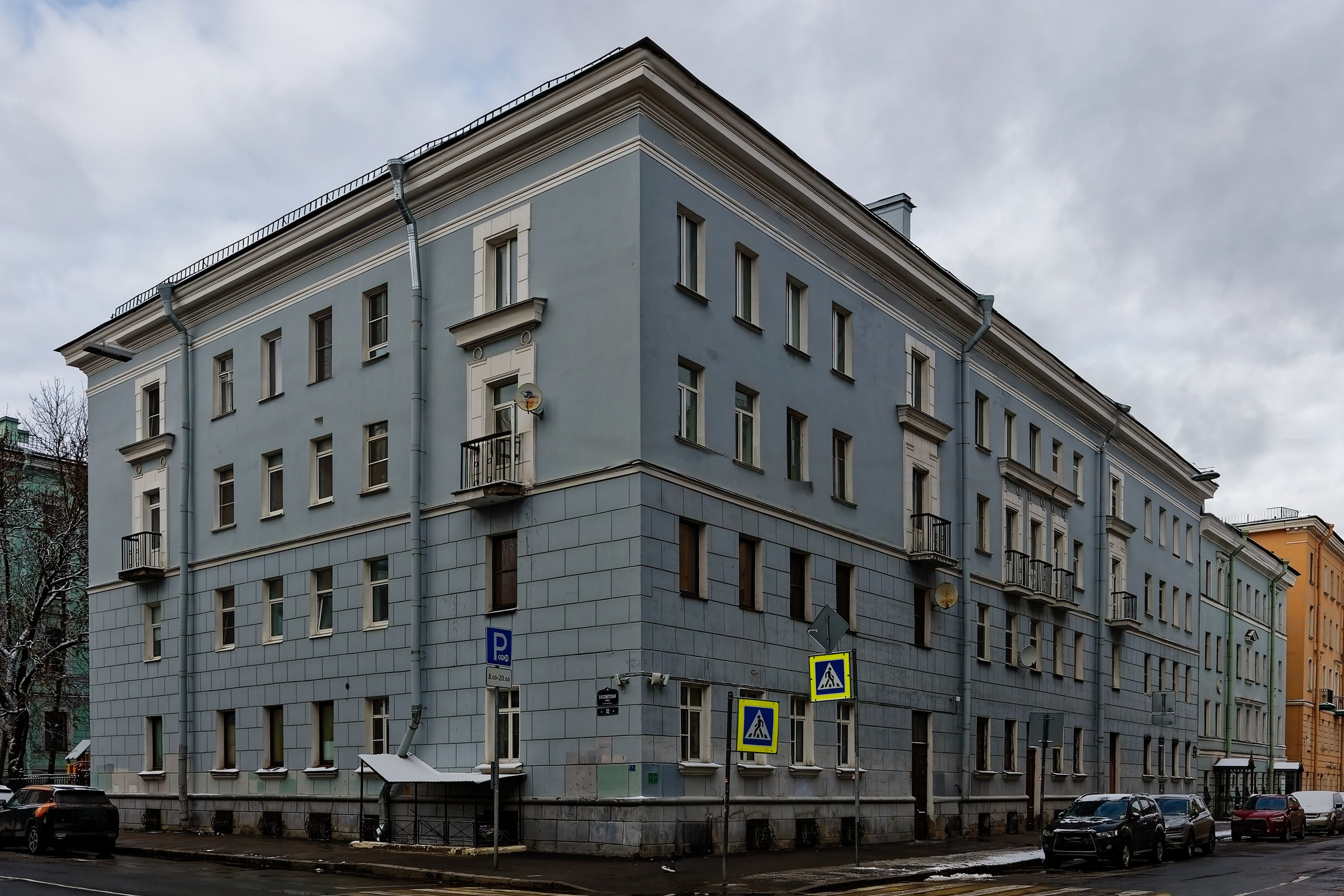 Санкт-Петербург, 5-я Советская улица, 32 (Дегтярная улица, 18). 1860 год. Архитектор Василий Васильевич (Людвигович)  Фон Витт