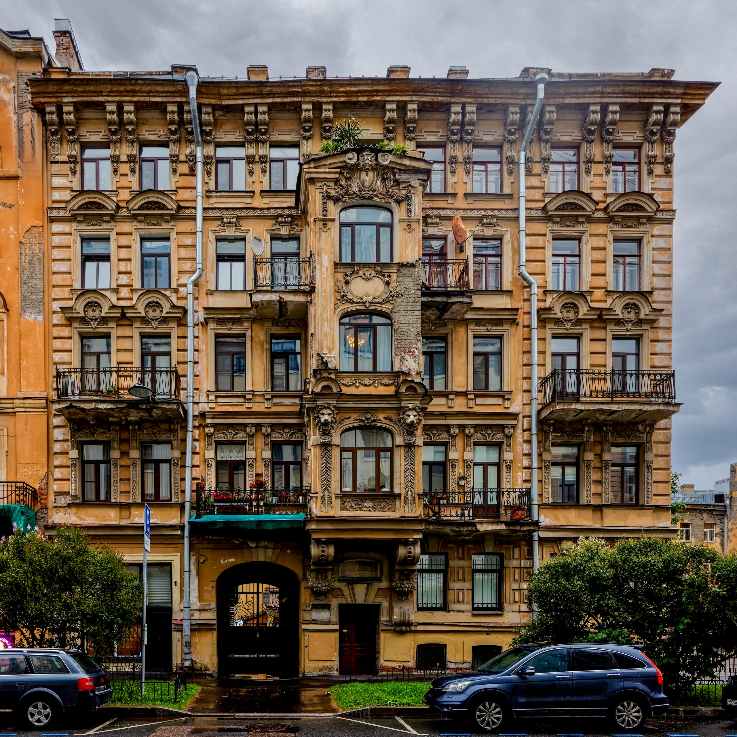 Санкт-Петербург, 4-я Советская улица, 10. 1902 год. Эклектика. Архитектор Матвей Матвеевич Чижов