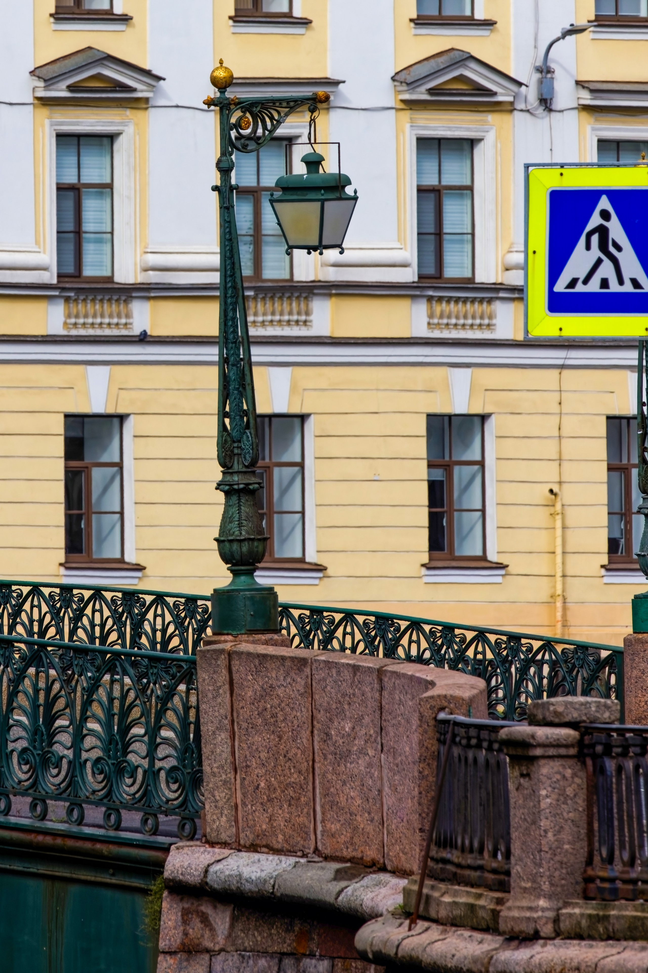 Демидов мост в Санкт-Петербурге: история, решетка, фото | 812 оттенков Петербурга