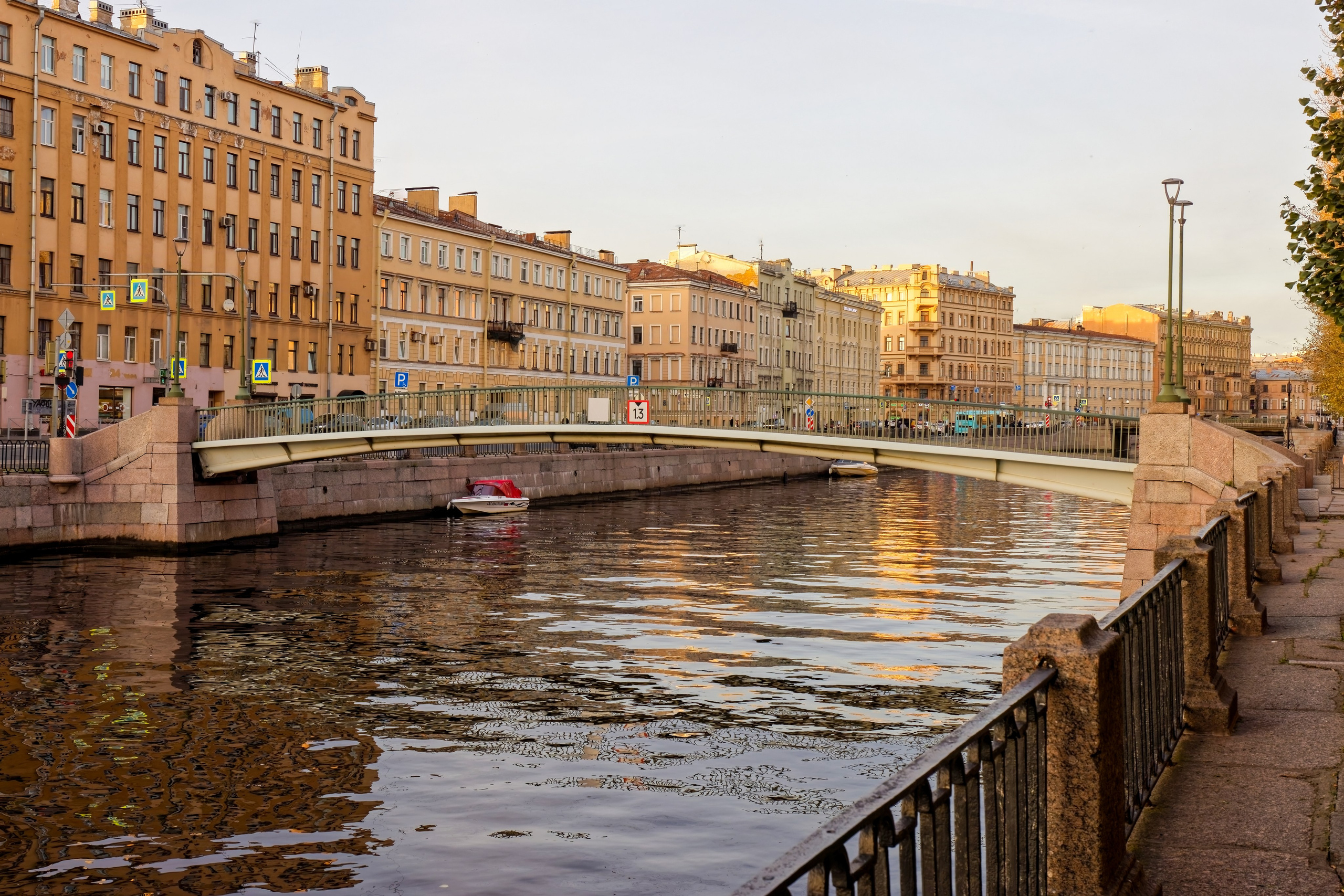 Коломенский мост в Санкт-Петербурге: алюминиевый мост, фото | 812 оттенков Петербурга