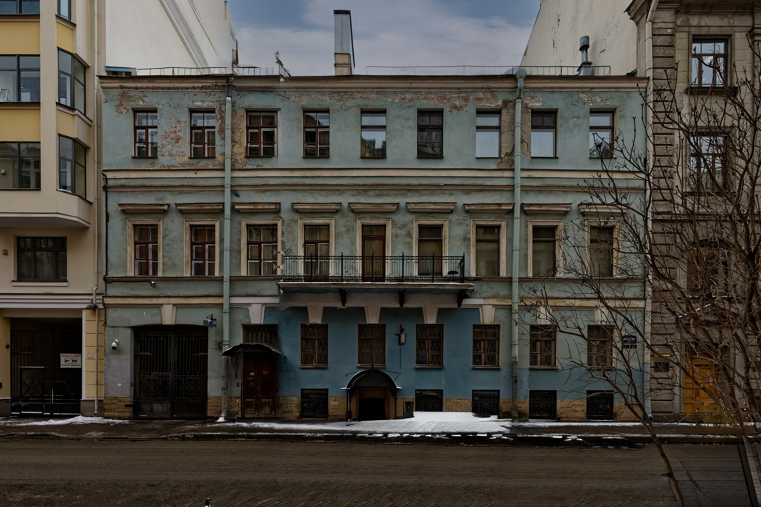 Санкт-Петербург, 4-я Советская улица, 7. Особняк Пальгуновой. 1840 год. Архитектор Александр Павлович Брюллов Памятник архитектуры, исторически ценный градоформирующий объект 7832696000    