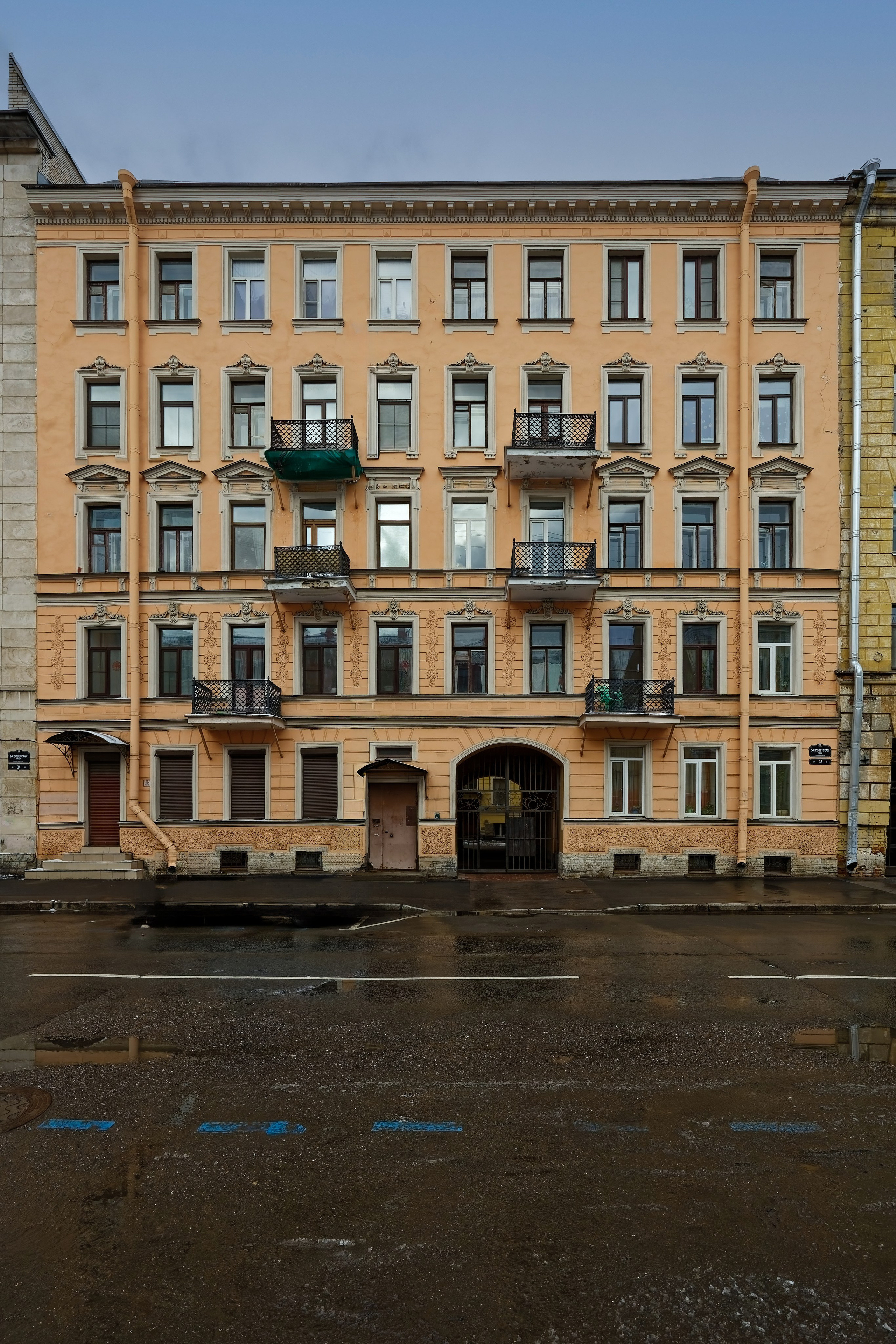 Санкт-Петербург, 5-я Советская улица, 38. 1901 год. Эклектика. Техник Михаил Андреевич Андреев