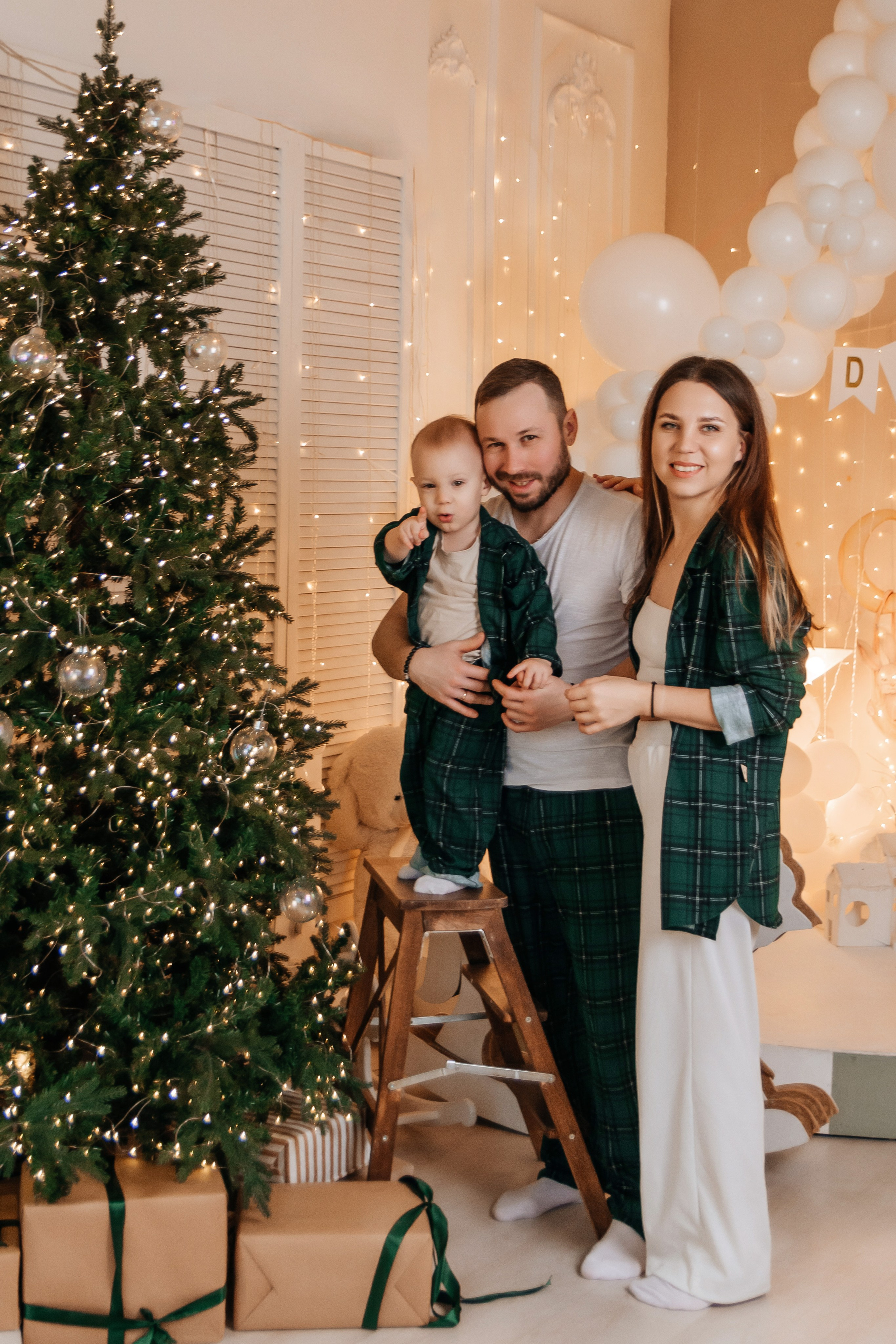 Фотосессия дня Рождения в студии. Семейный и детский фотограф Кущ Наташа