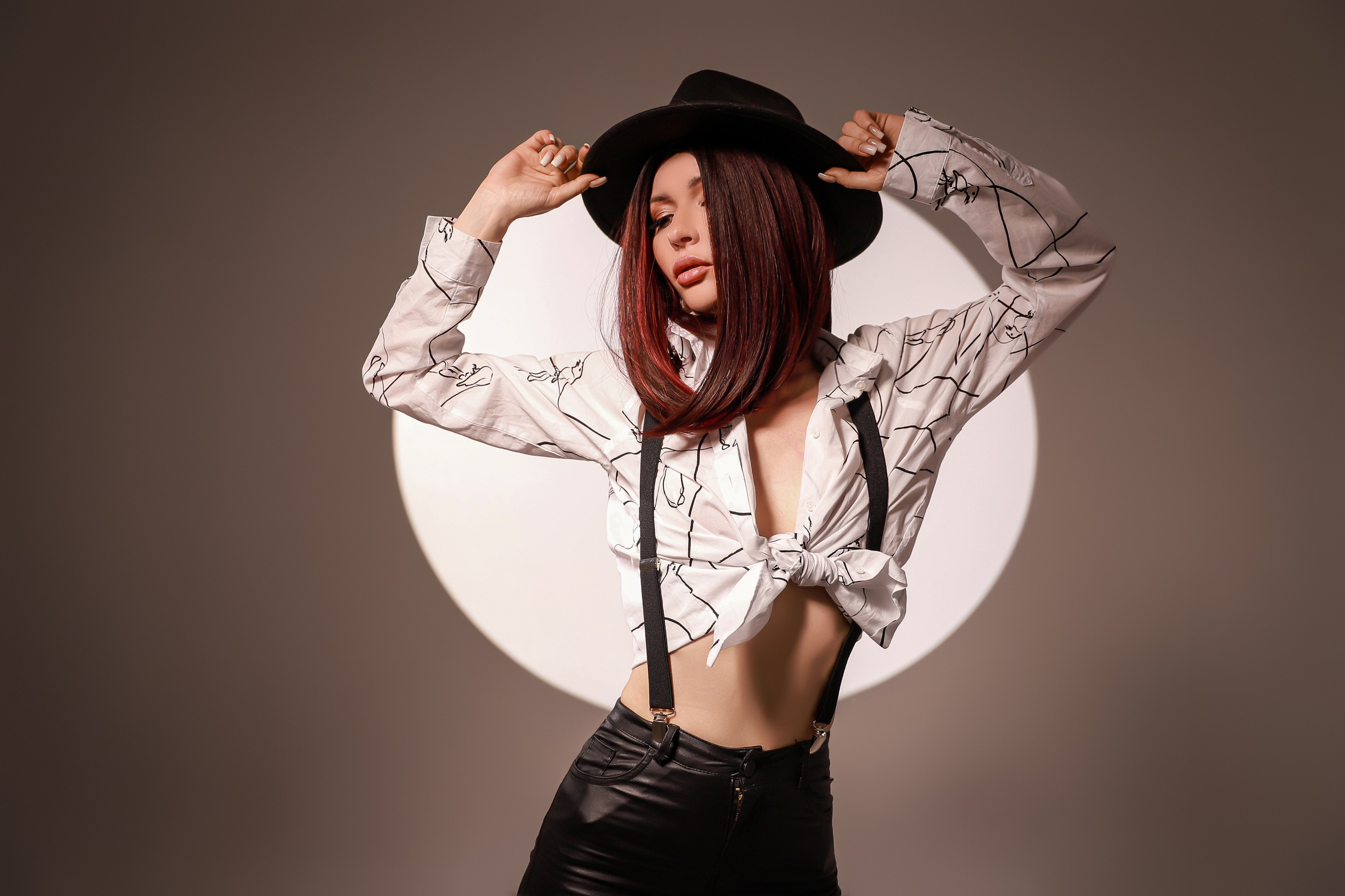 Фоновая студия. Семейный и свадебный фотограф в Донецке Донская Анастасия