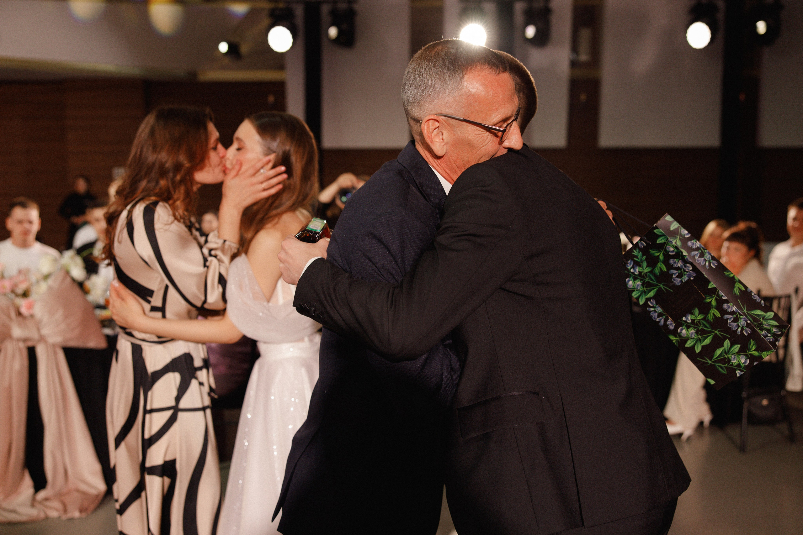 Igor & Ulyana. Photographer — Regina Sal’manova. Uray