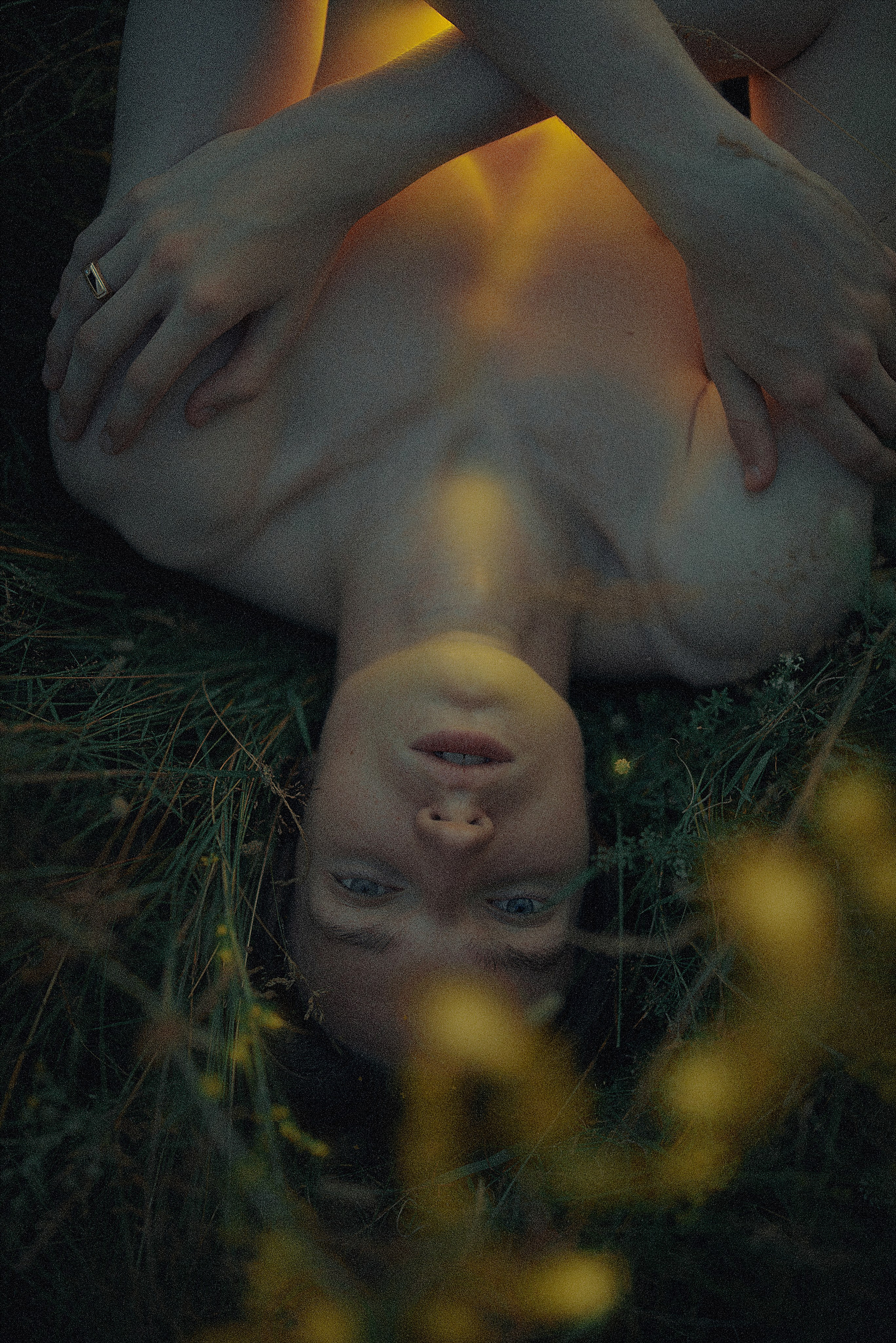 Игорь в гороховом поле. Антон Арнольд | Фотограф Минск