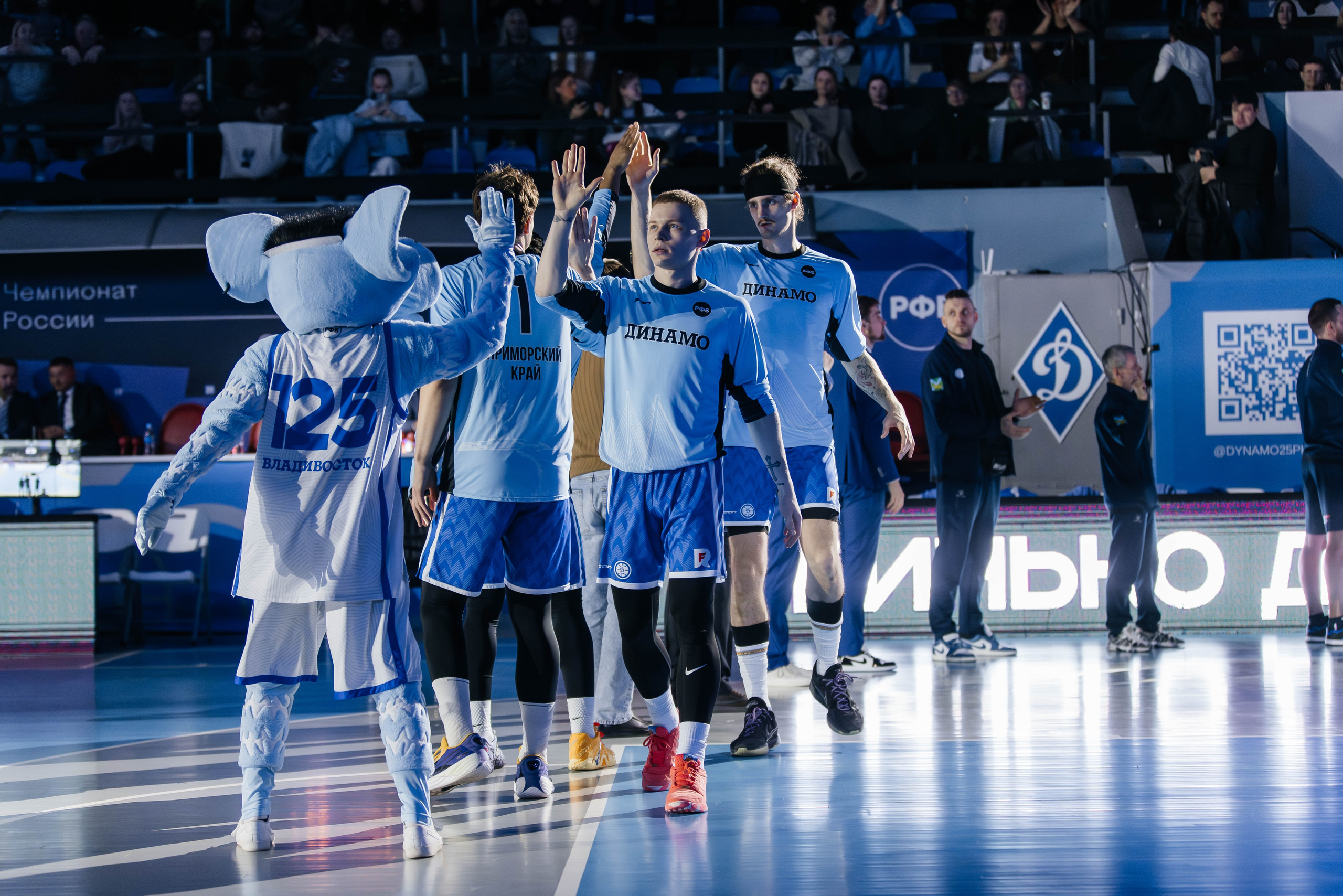 Баскетбол — Динамо. Репортажный и свадебный фотограф во Владивостоке Максим Цой