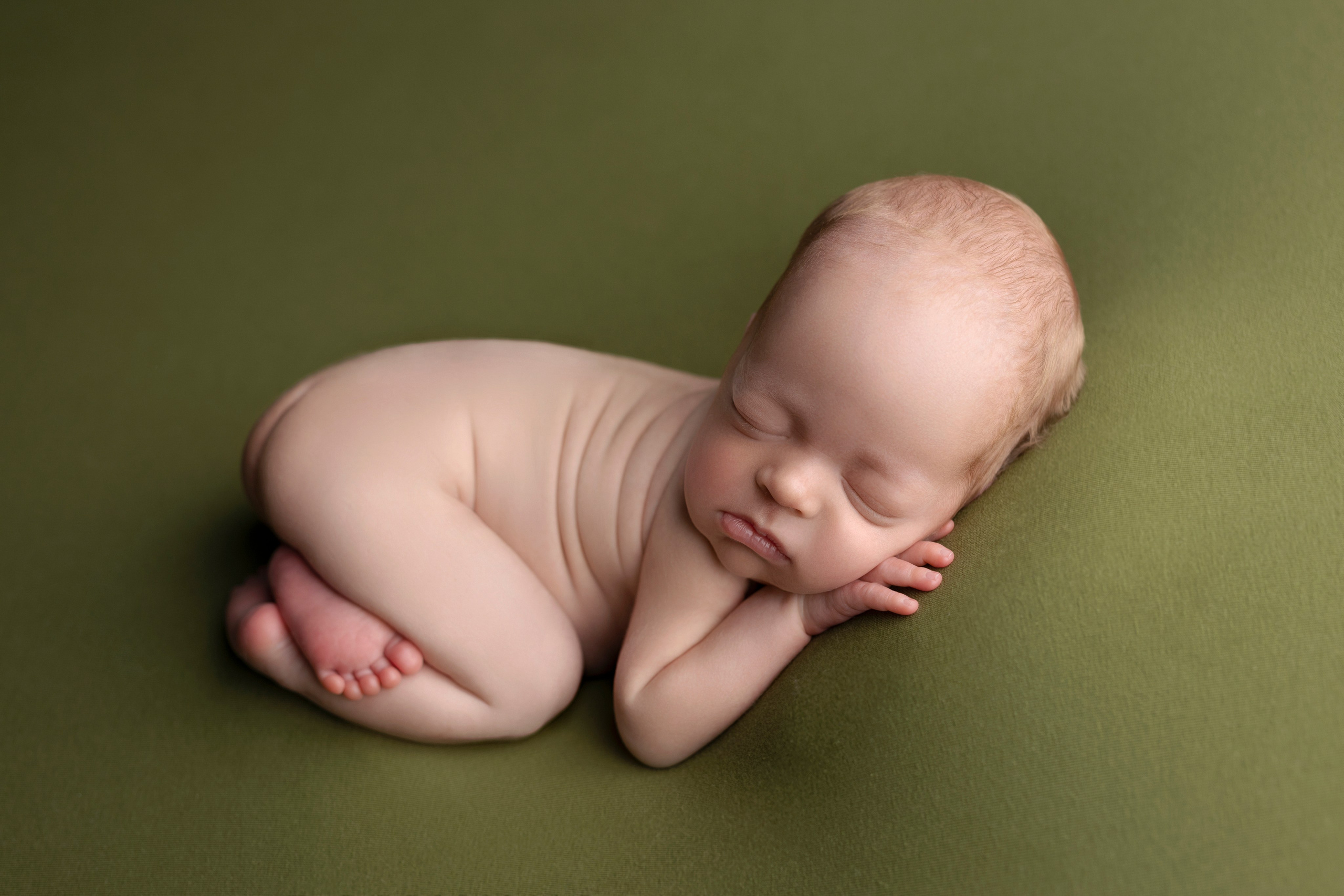 Фотограф новорожденных | Екатерина | Портфолио и цены | Съемка в студии и дома. Фотограф уникального направления ньюборн в Москве Екатерина Буценина