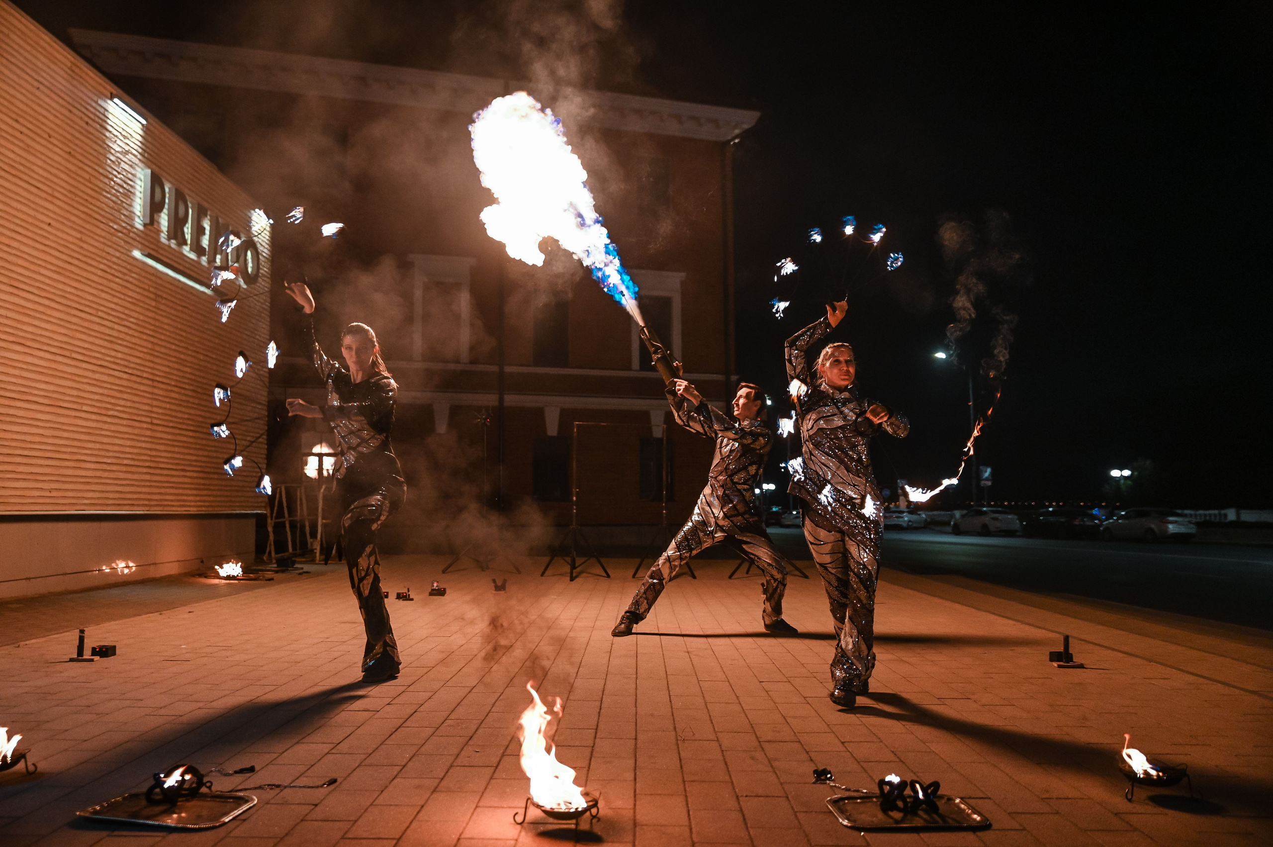 Огненно-пиротехническое шоу, салюты, пиротехника на ваш праздник!