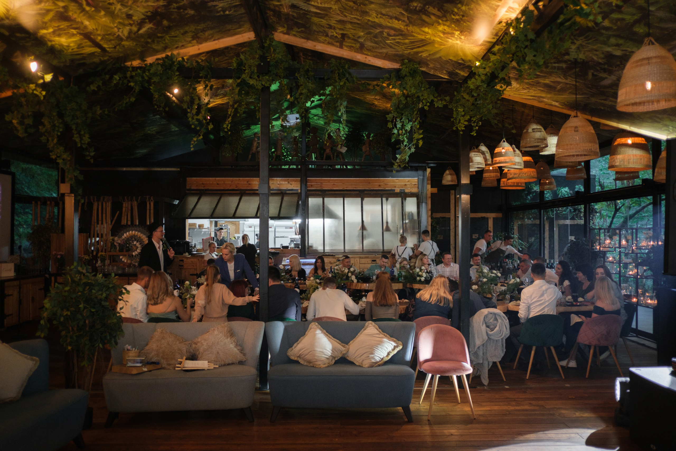 Кот и Дракон. Свадебный Видеограф Фотограф в Сочи