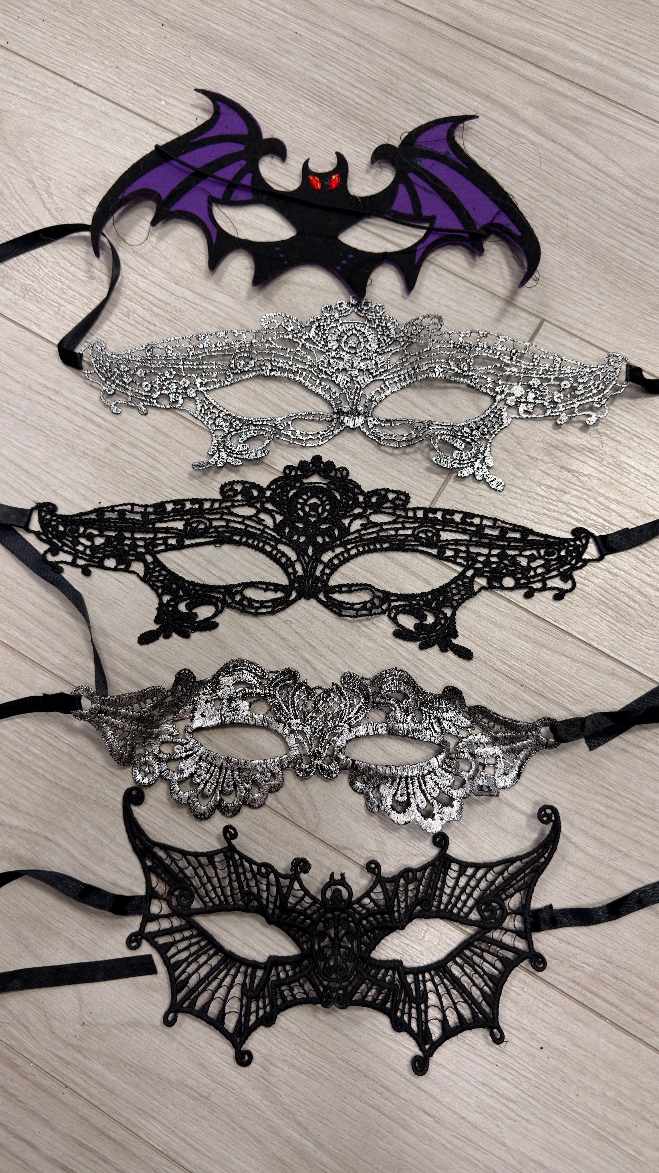 Маски в аренду. Аренда костюмов, платьев и реквизита для фотосессий на Камчатке