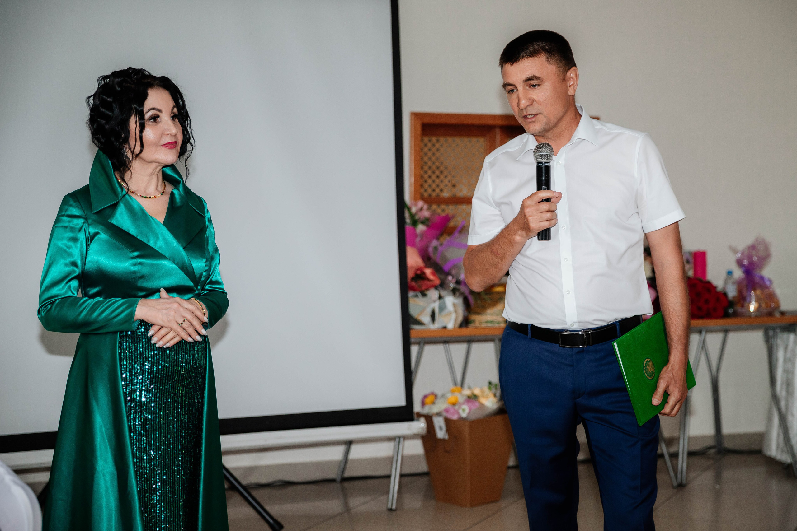 Юбилей Зульфии Шакировой (заслуженная и народная артистка РТ и РБ). Фотограф Чекмагуш Уфа Хансверова Зарина