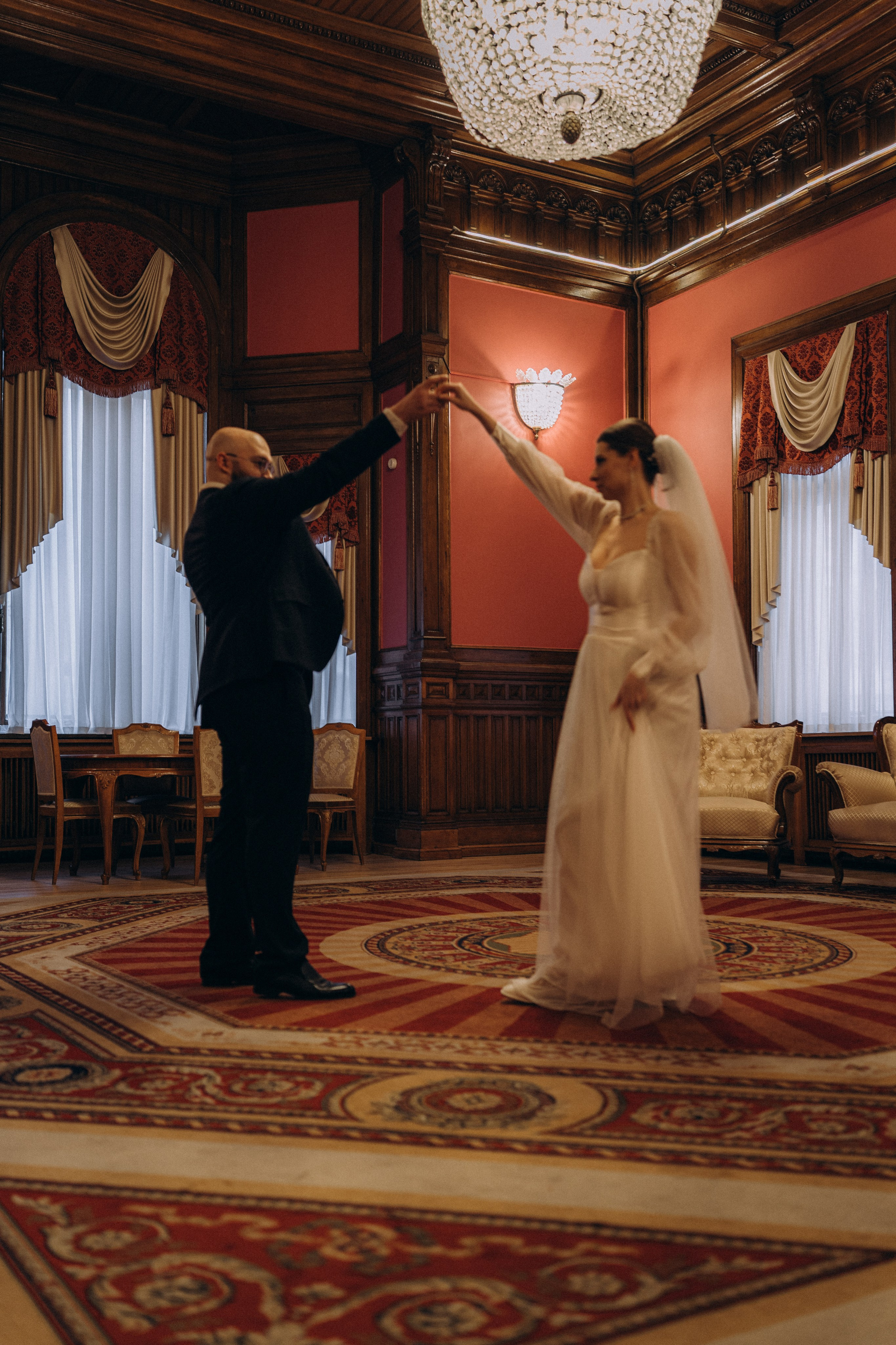 СВАДЕБНАЯ СЬЕМКА ВО ВТОРОМ ДВОРЦЕ (ДЕКАБРЬ) ТАКЖЕ СЬЕМКА В СТУДИИ НА ЧЕРНЫШЕВСКОЙ. Профессиональный фотограф, Санкт-Петербург — Виктория Богомолова