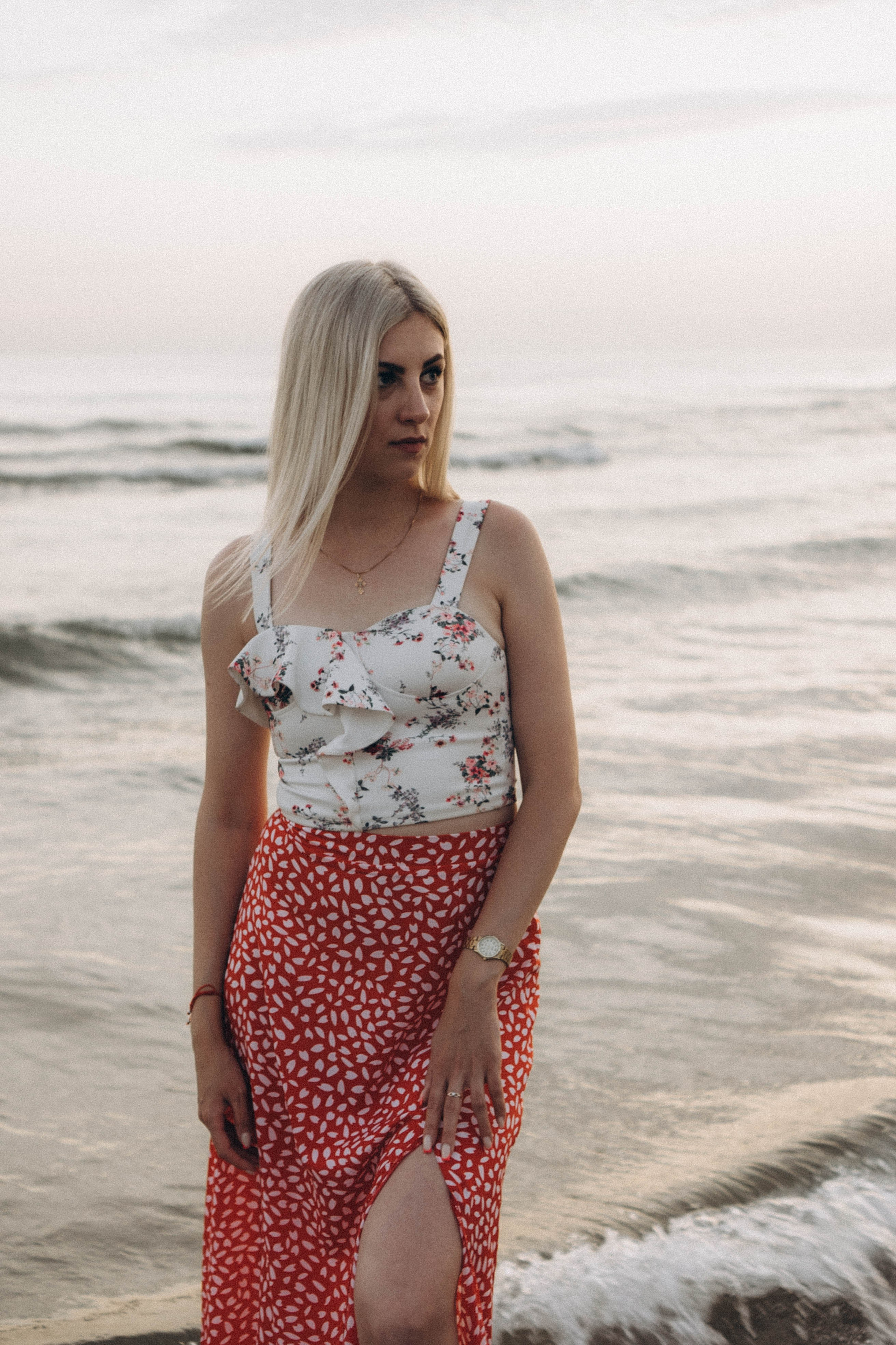 Июльский вечер на берегу черного моря. Профессиональный фотограф, Санкт-Петербург — Виктория Богомолова