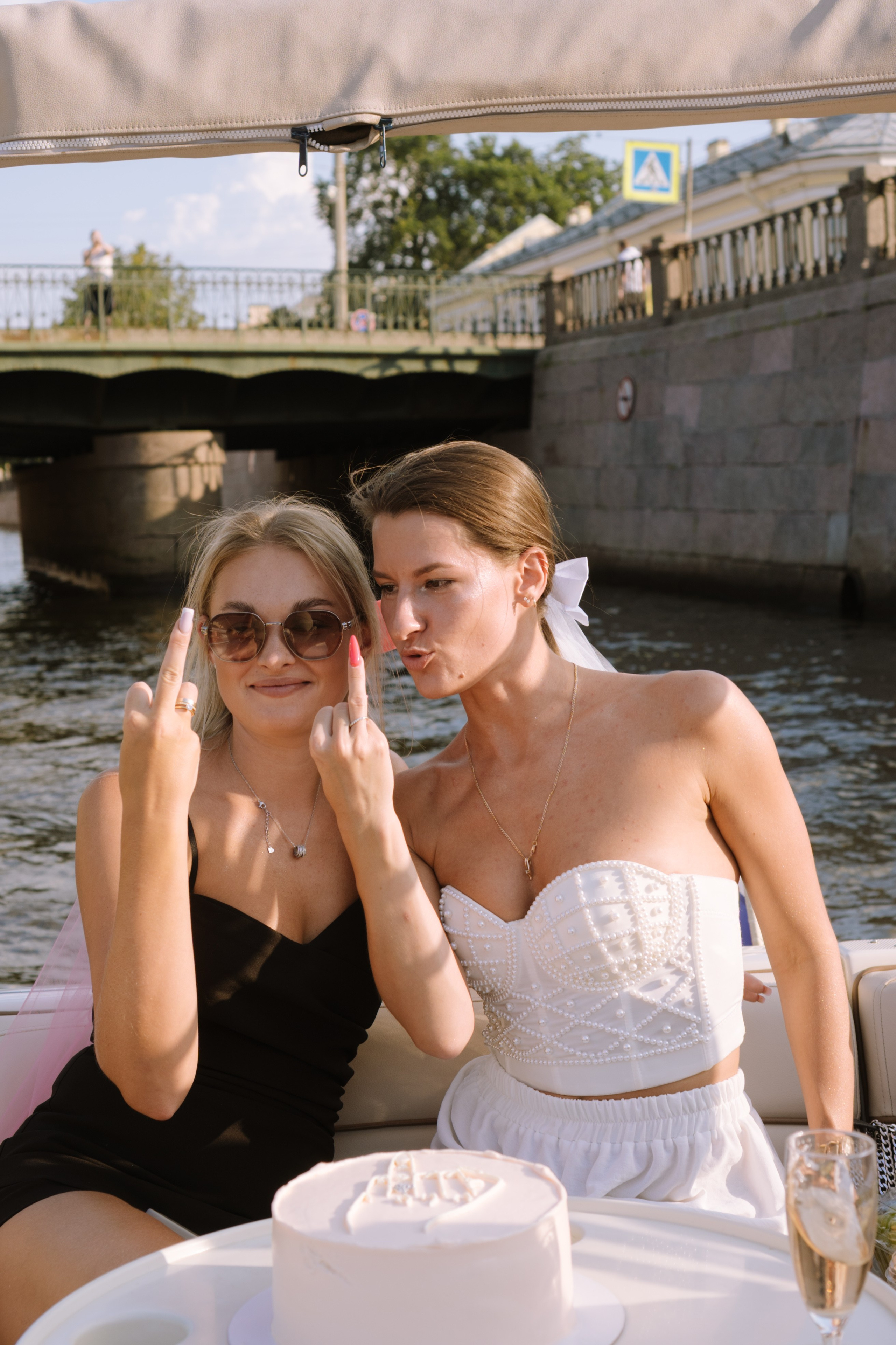 ДЕВИЧНИК НА КАТЕРЕ. Профессиональный фотограф, Санкт-Петербург — Виктория Богомолова